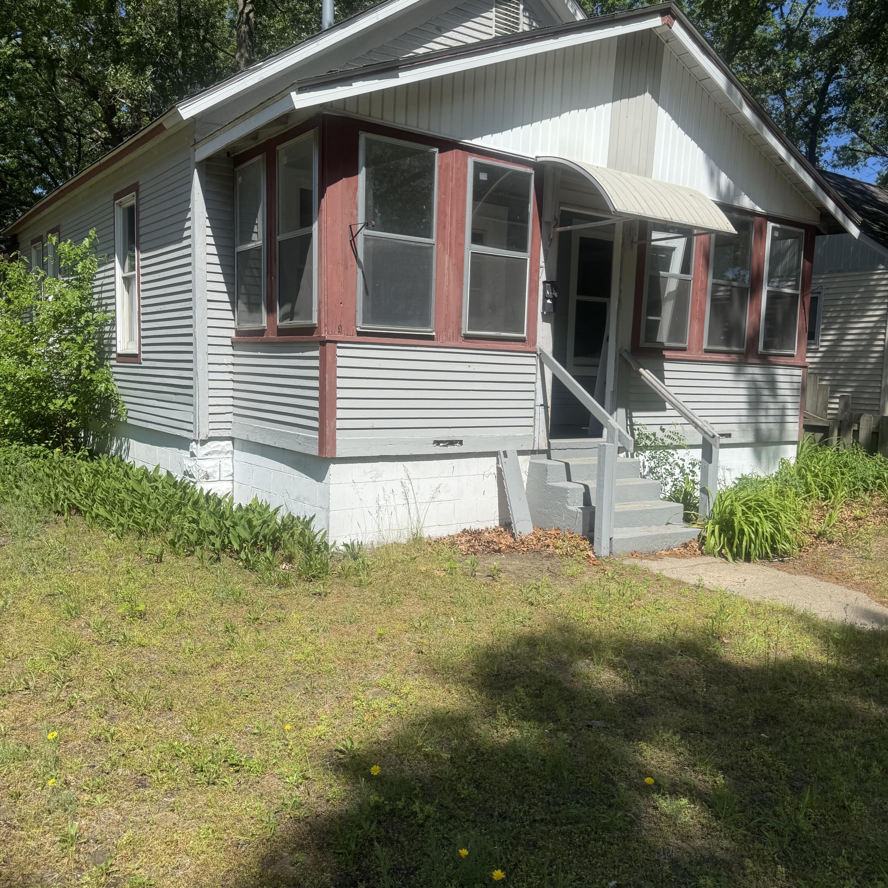 2937 8th Street Property Photo 1