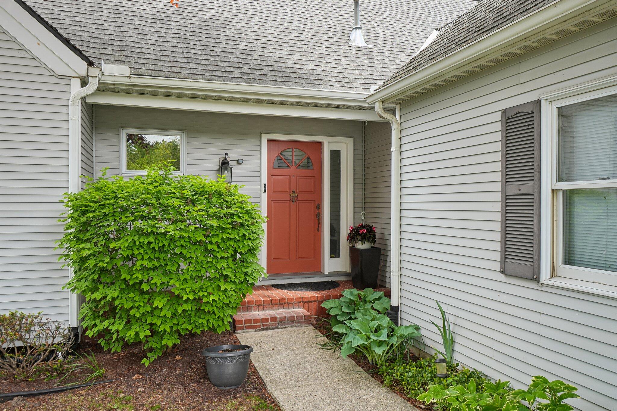 558 Heritage Drive Property Photo 2