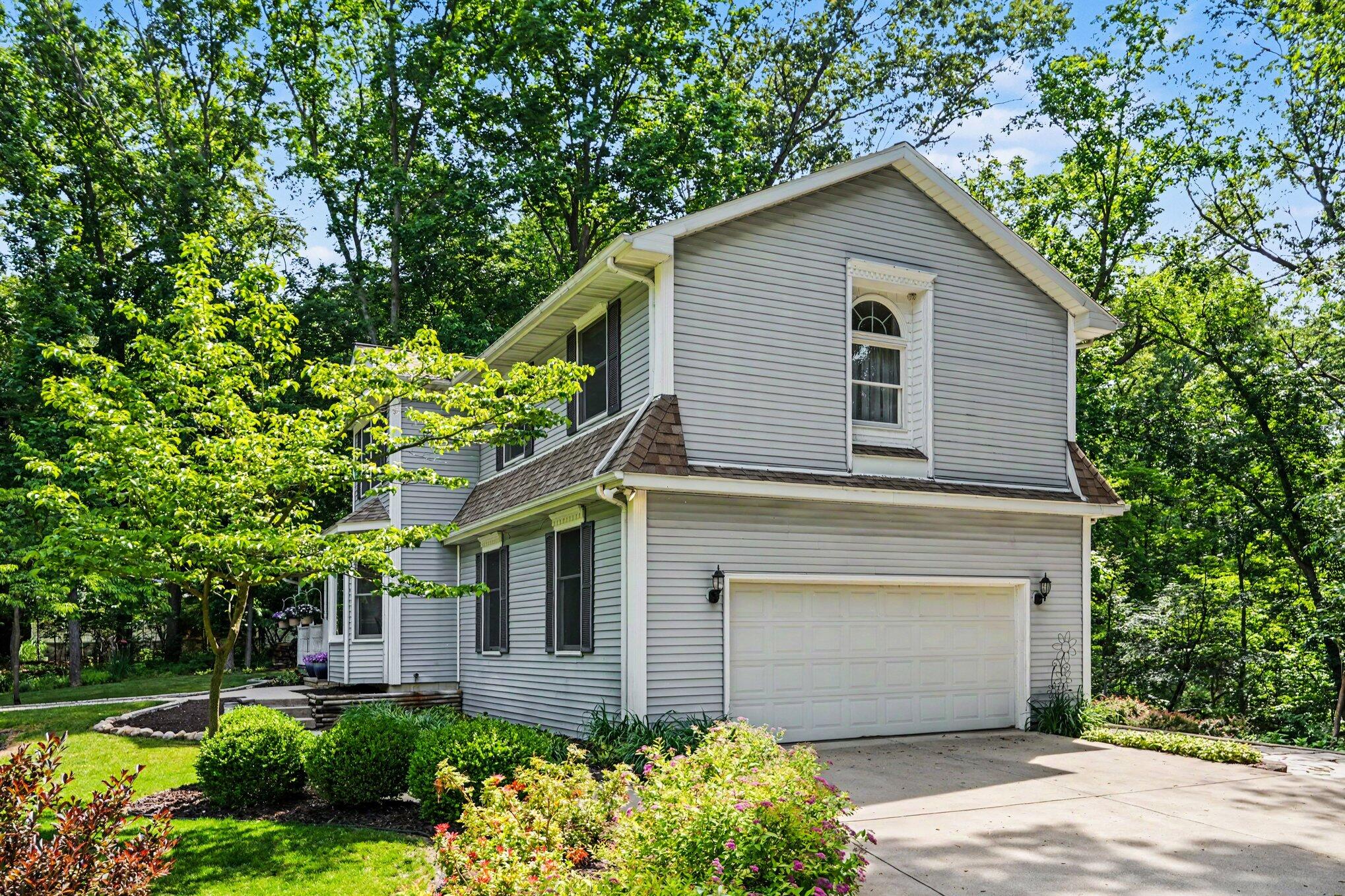 11261 Bridlewood Trail Property Photo 7