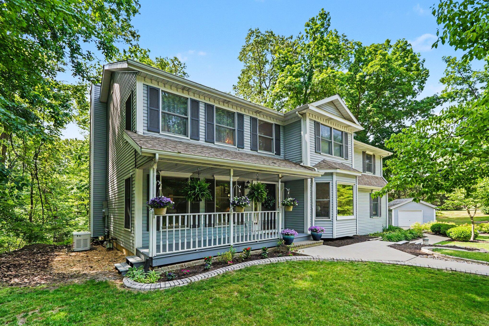 11261 Bridlewood Trail Property Photo 8