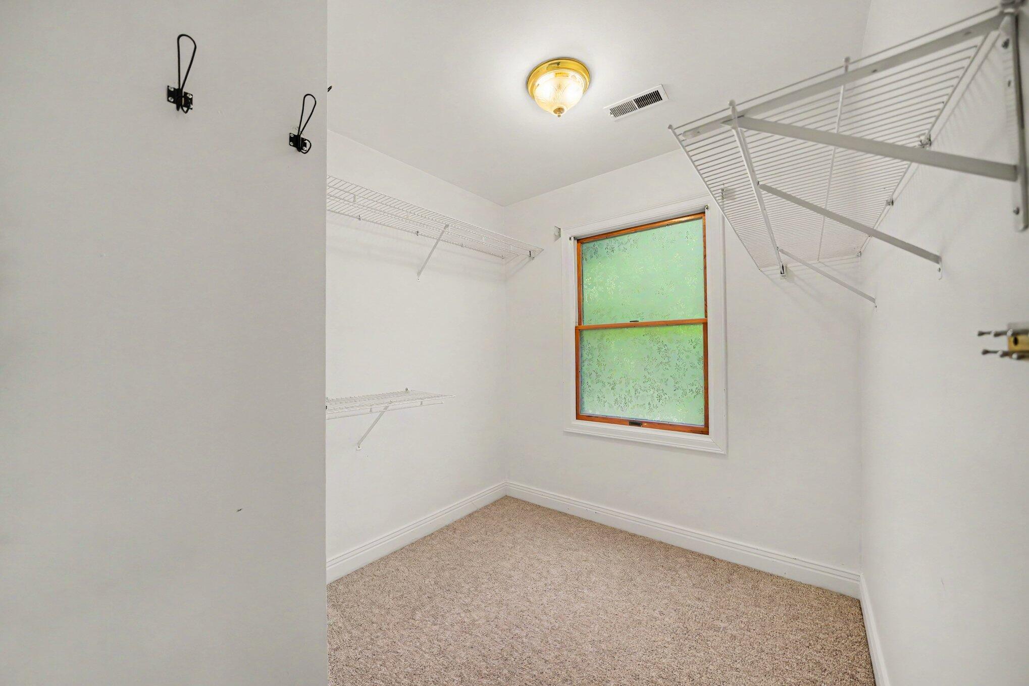 11261 Bridlewood Trail Property Photo 35
