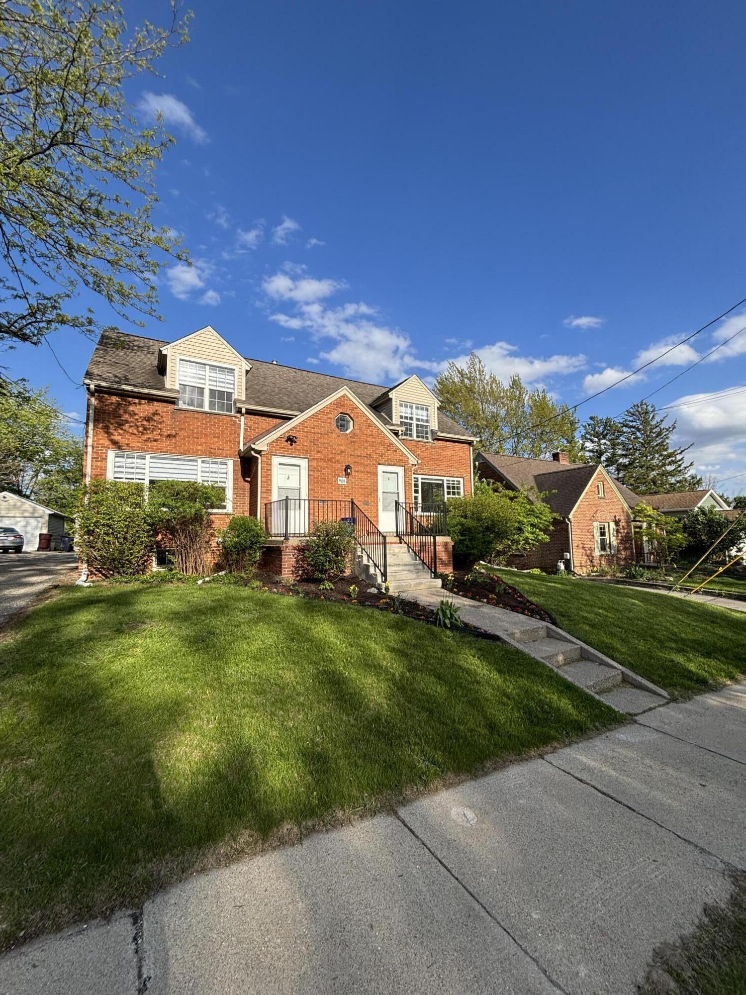 908 Spring Street Property Photo 47