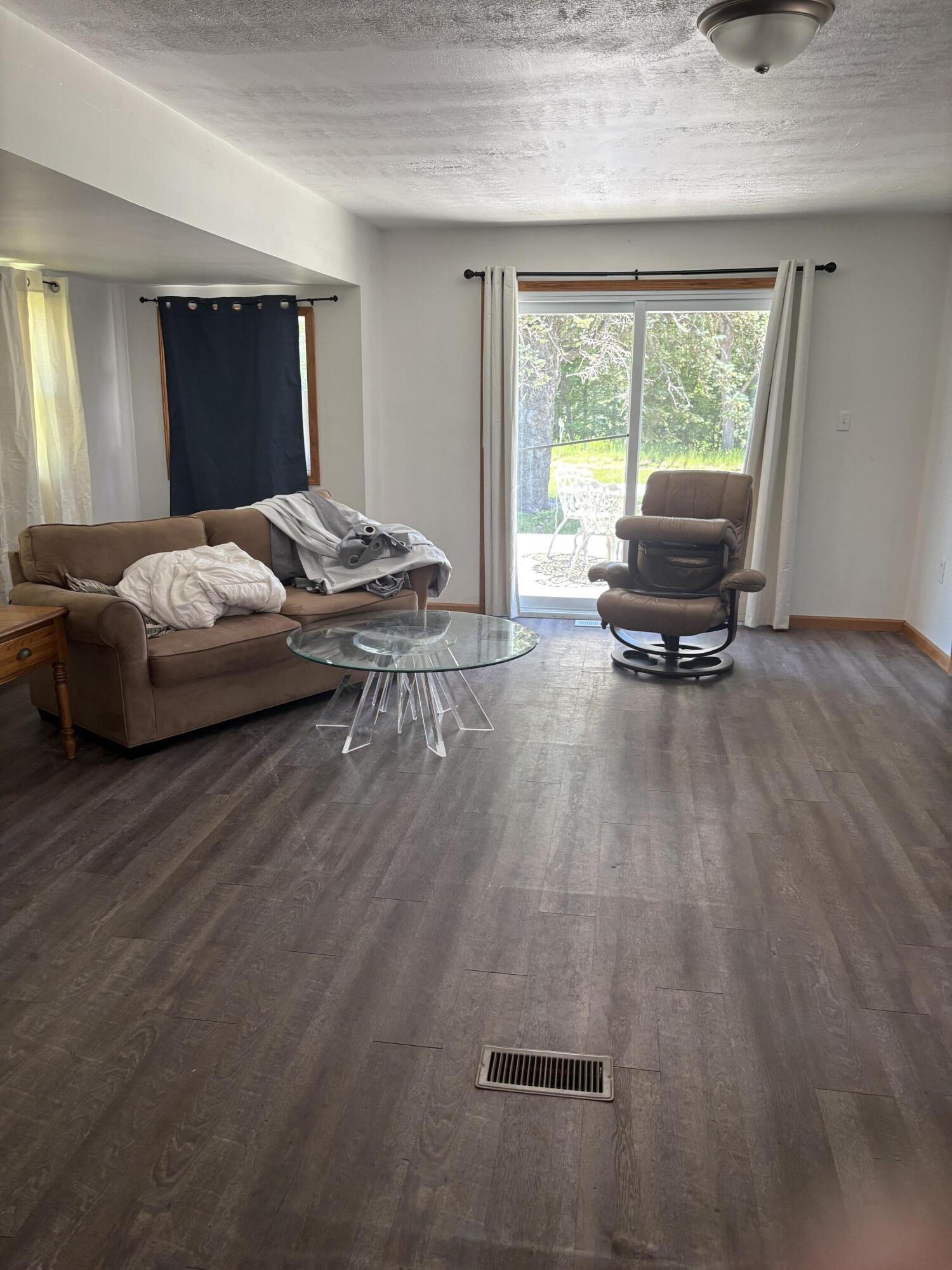 2841 Whites Bridge Property Photo 5