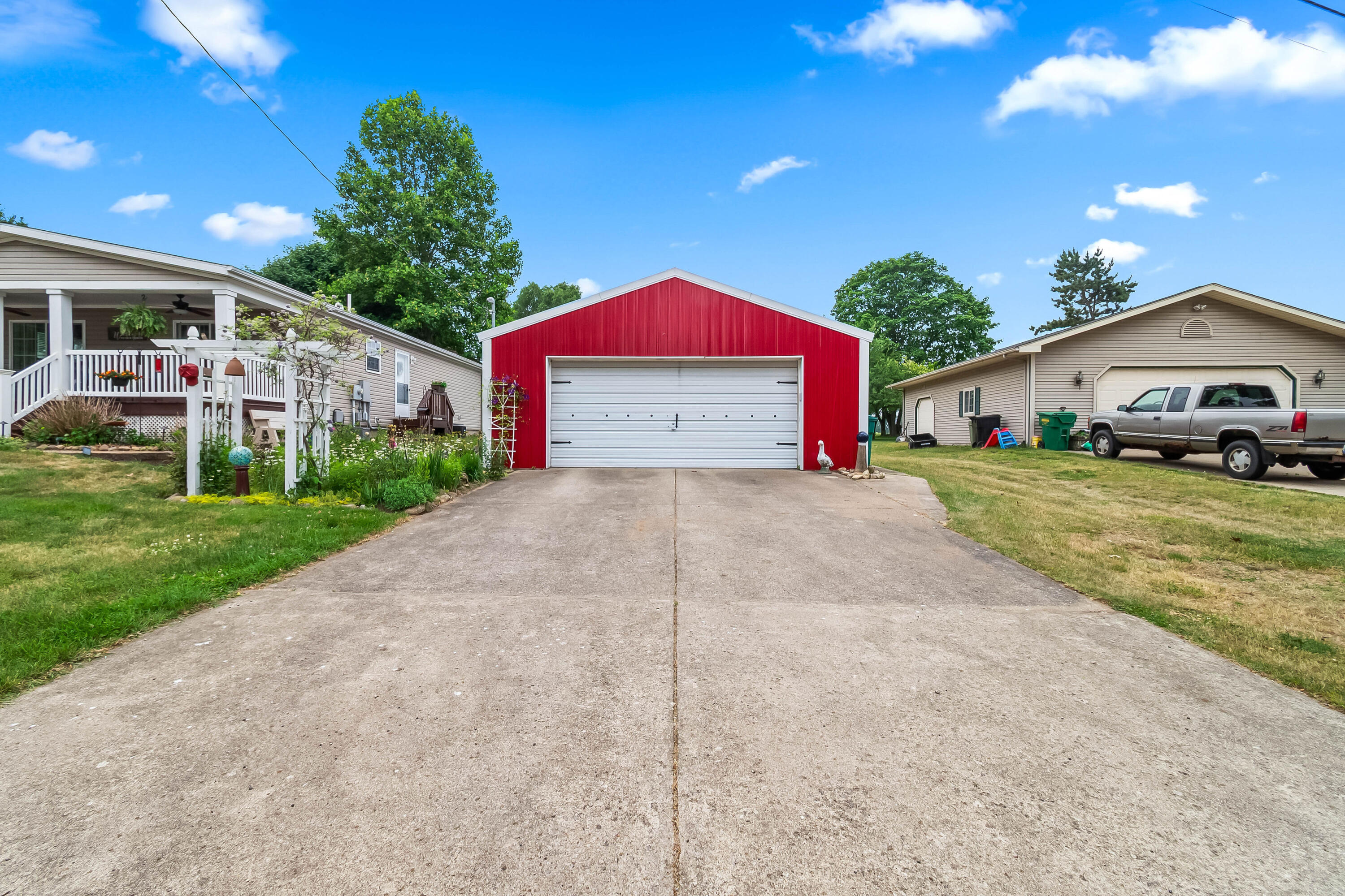 59155 Yeatter Road Property Photo 28
