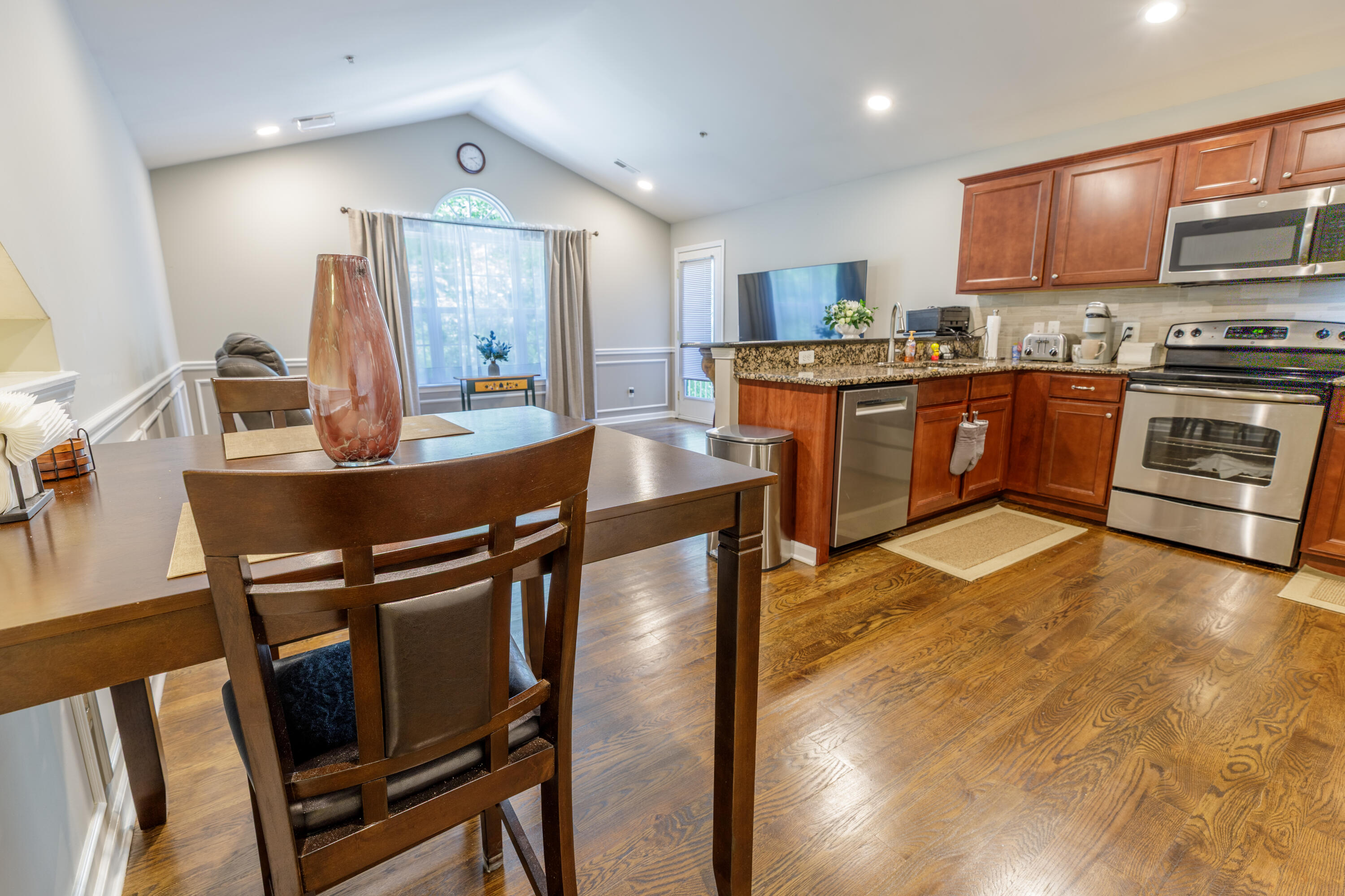 11355 N Woods Drive Property Photo 2