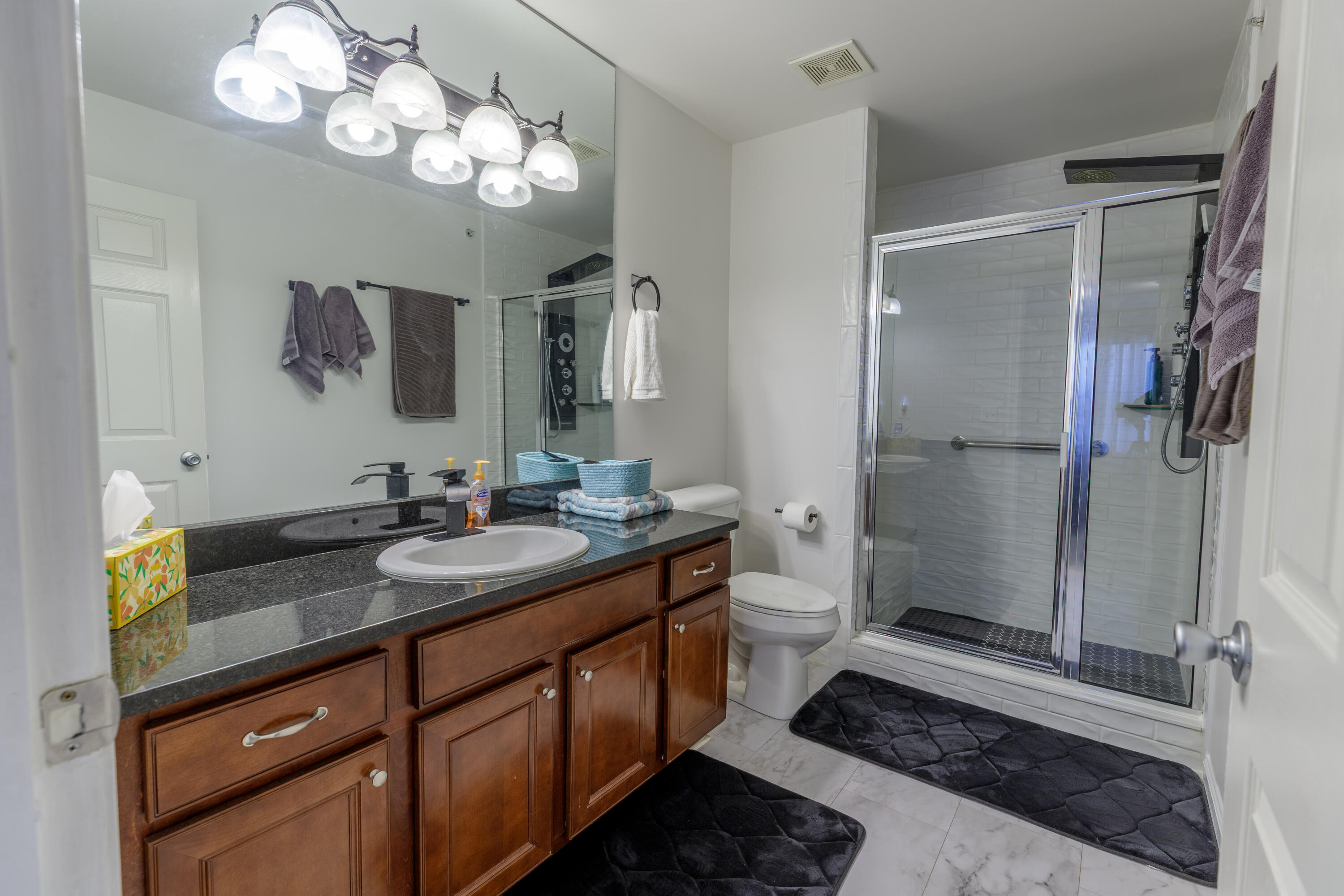 11355 N Woods Drive Property Photo 10