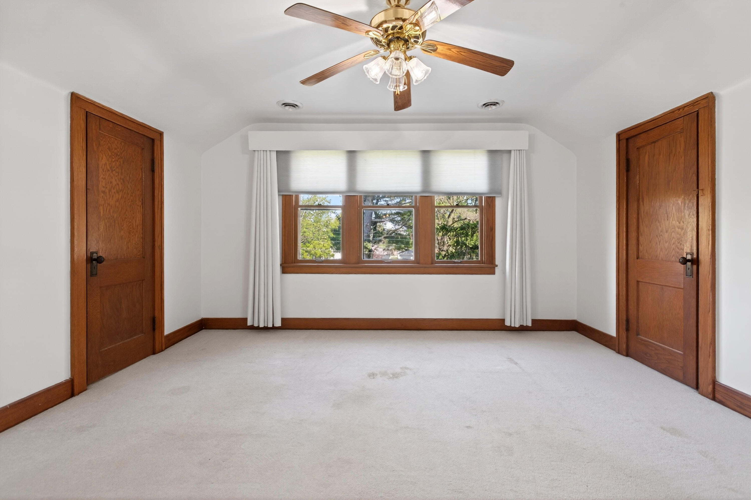 1536 E Nickerson Avenue Property Photo 20