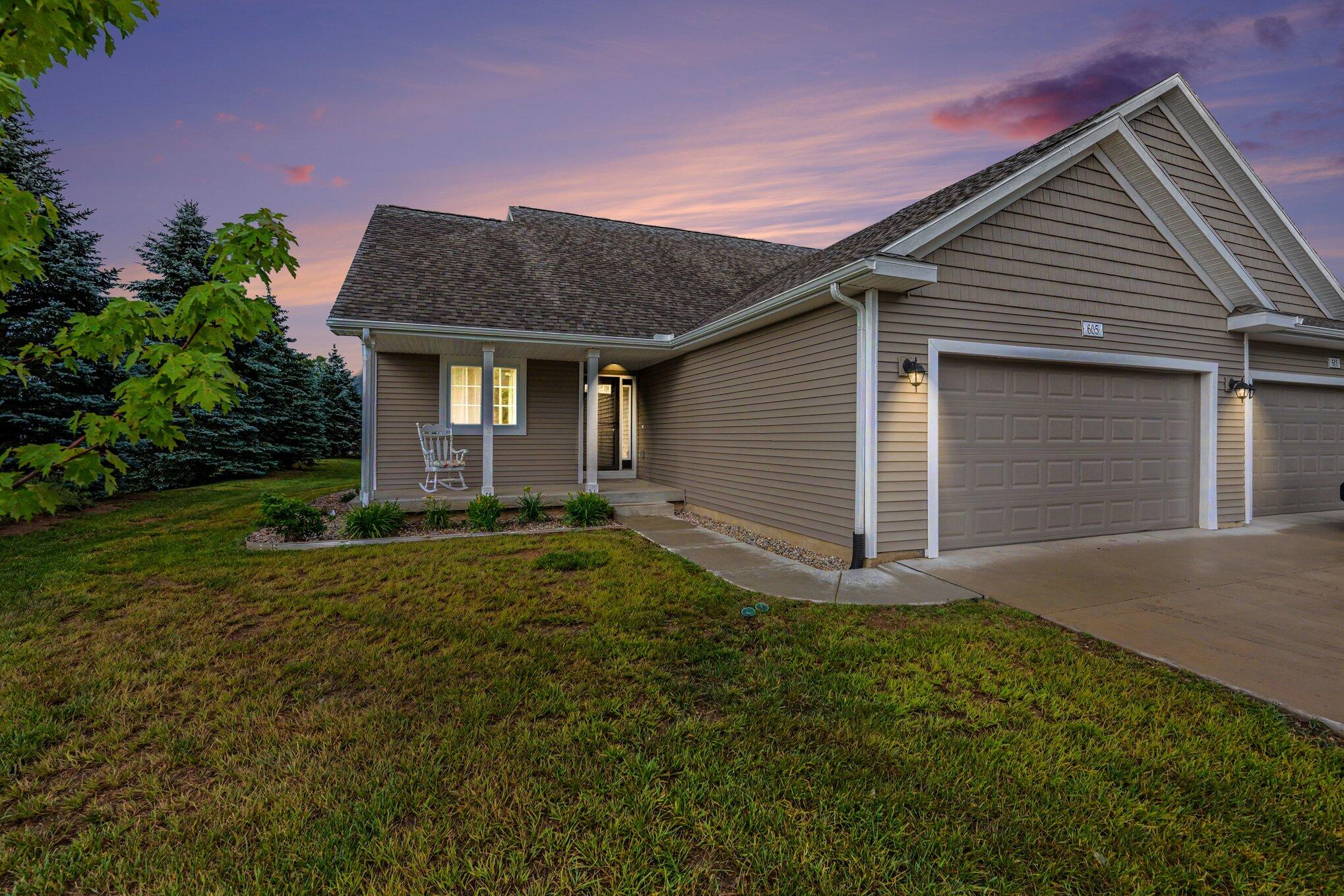 605 Bush Boulevard Property Photo 2