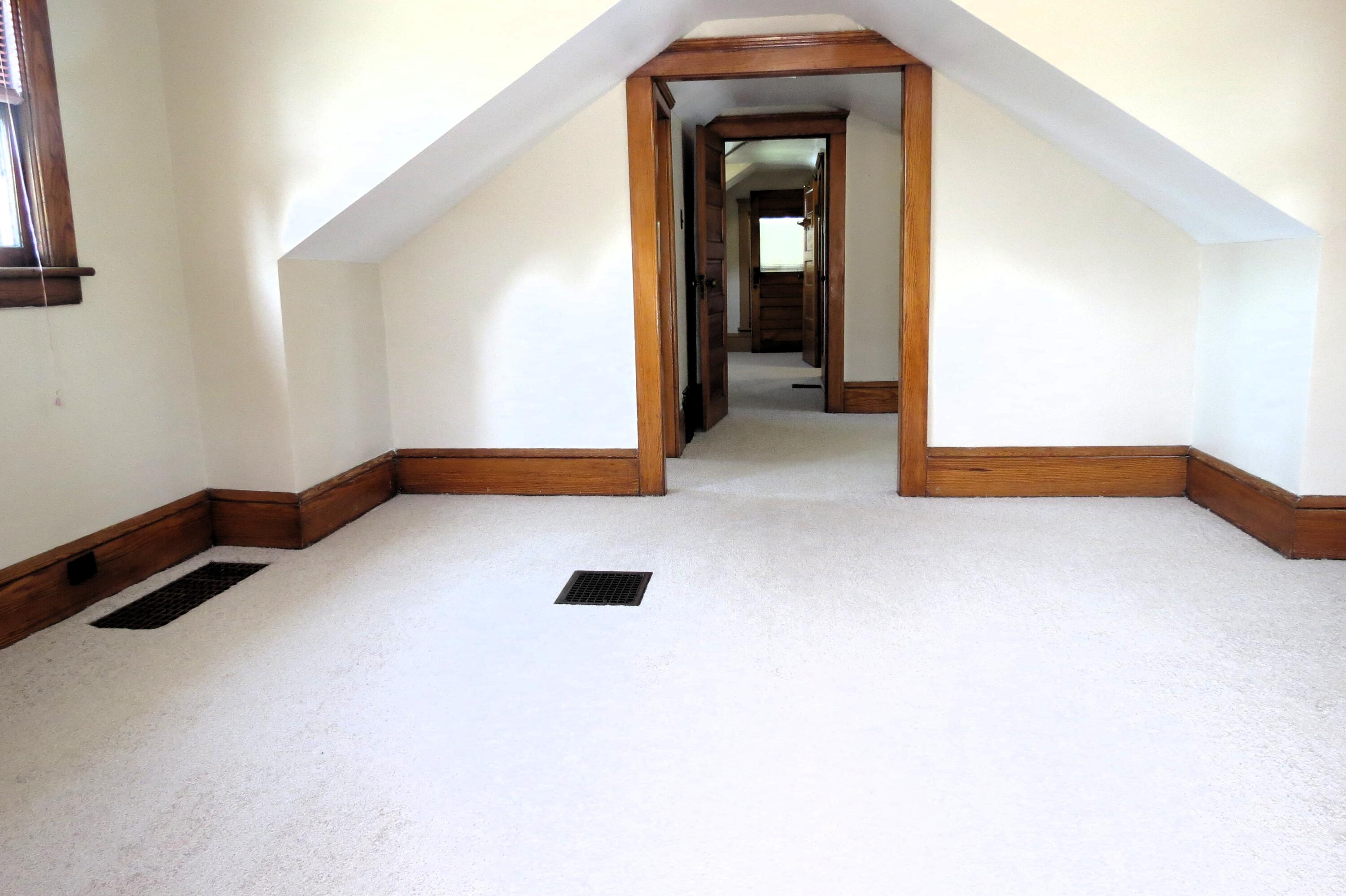 743 Ellery Avenue Property Photo 35