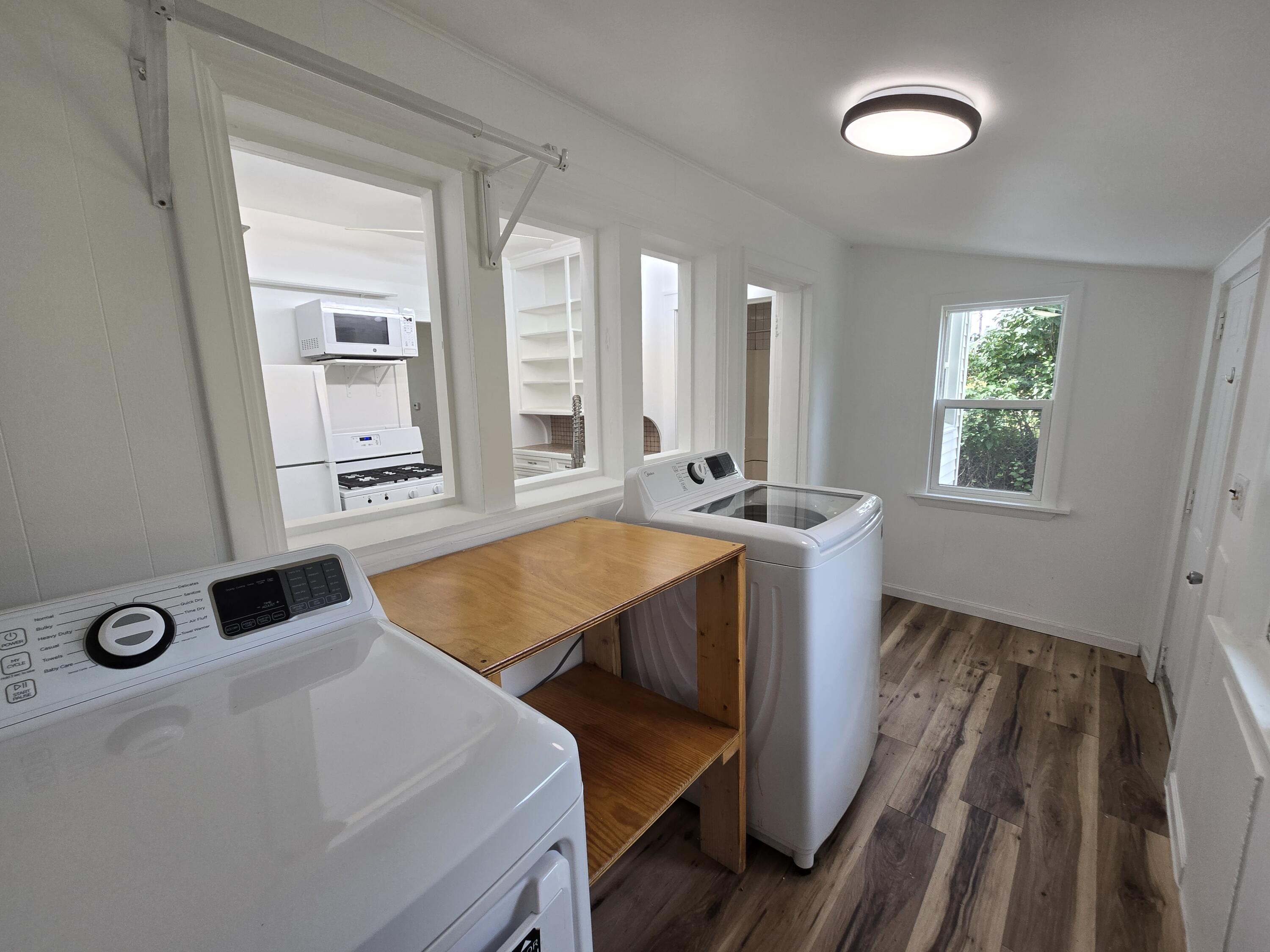 1313 Mason Street Ne Property Photo 12