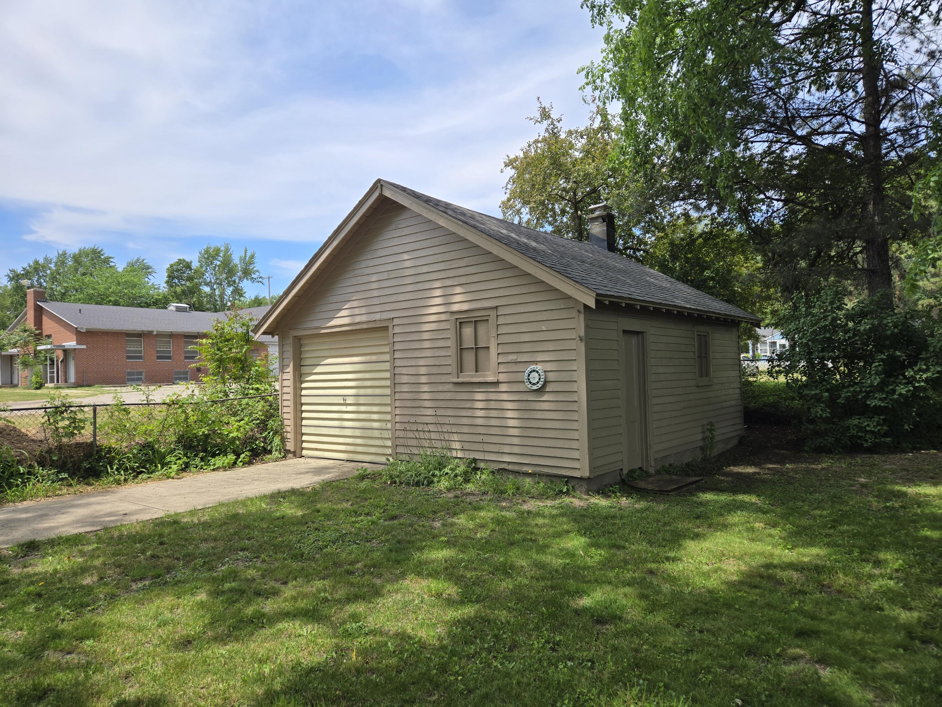 1313 Mason Street Ne Property Photo 17