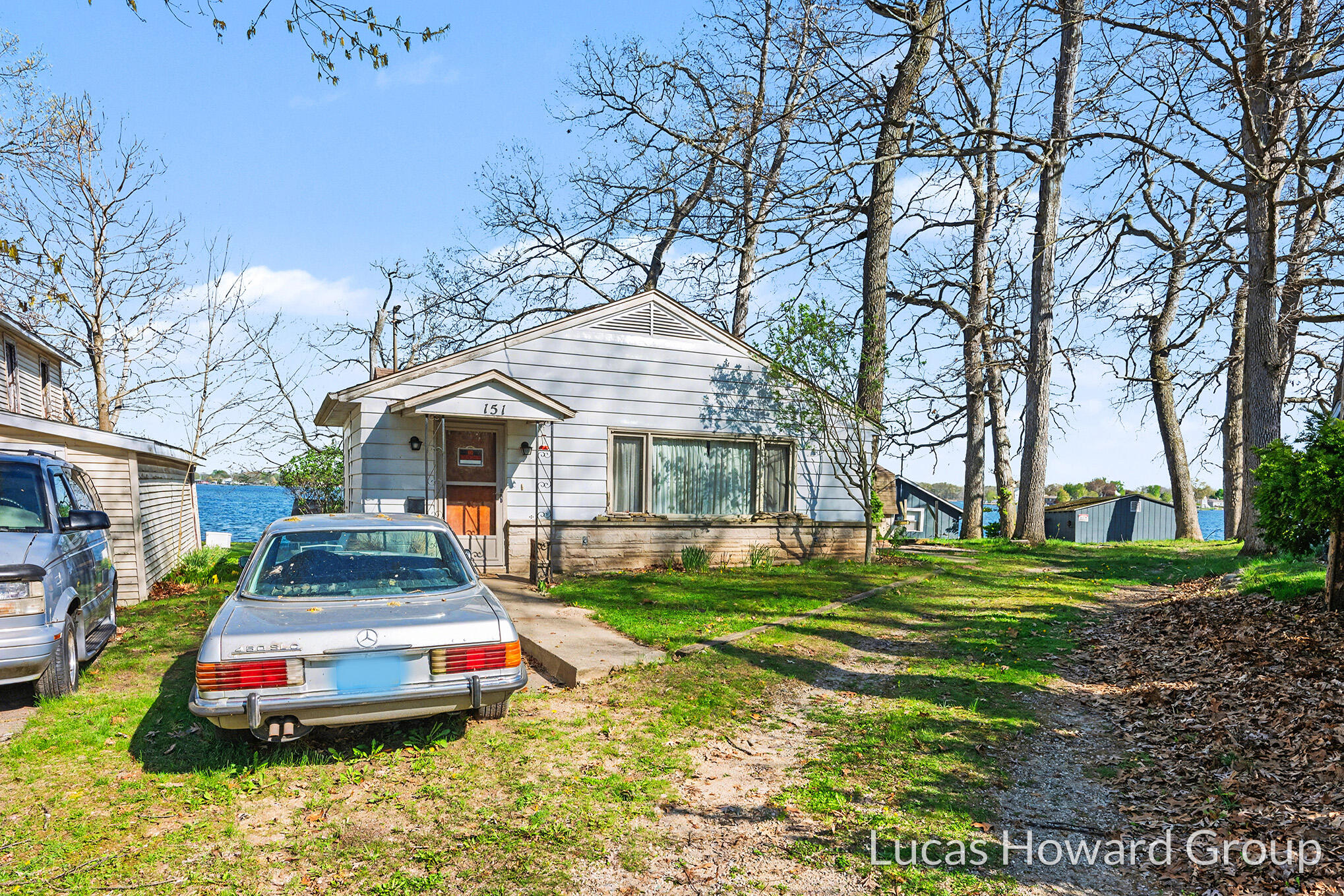 26027903 Property Photo 38
