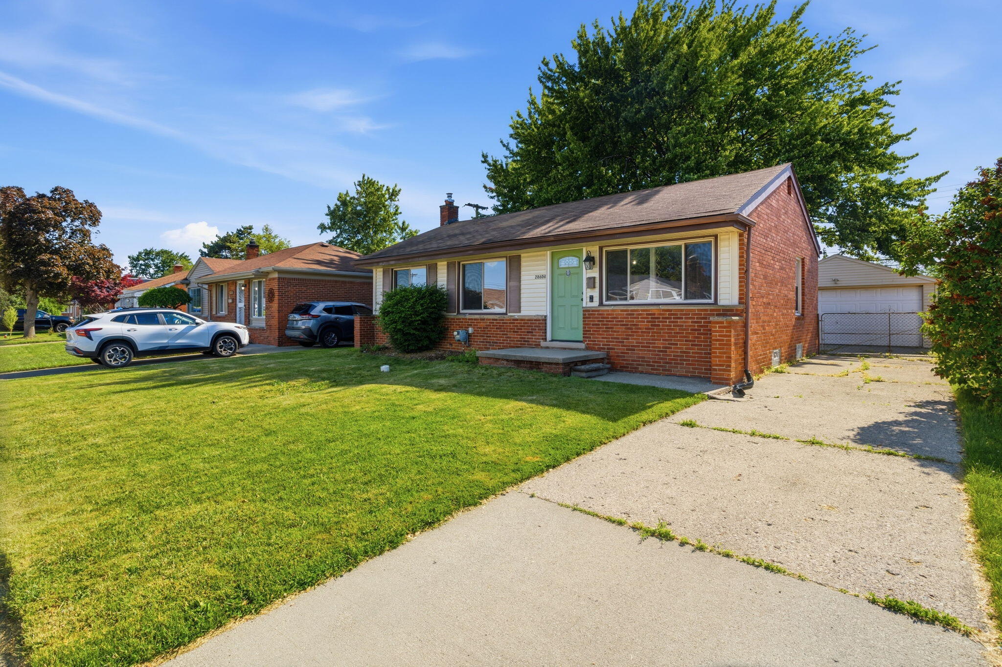 28604 Bohn Street Property Photo 3