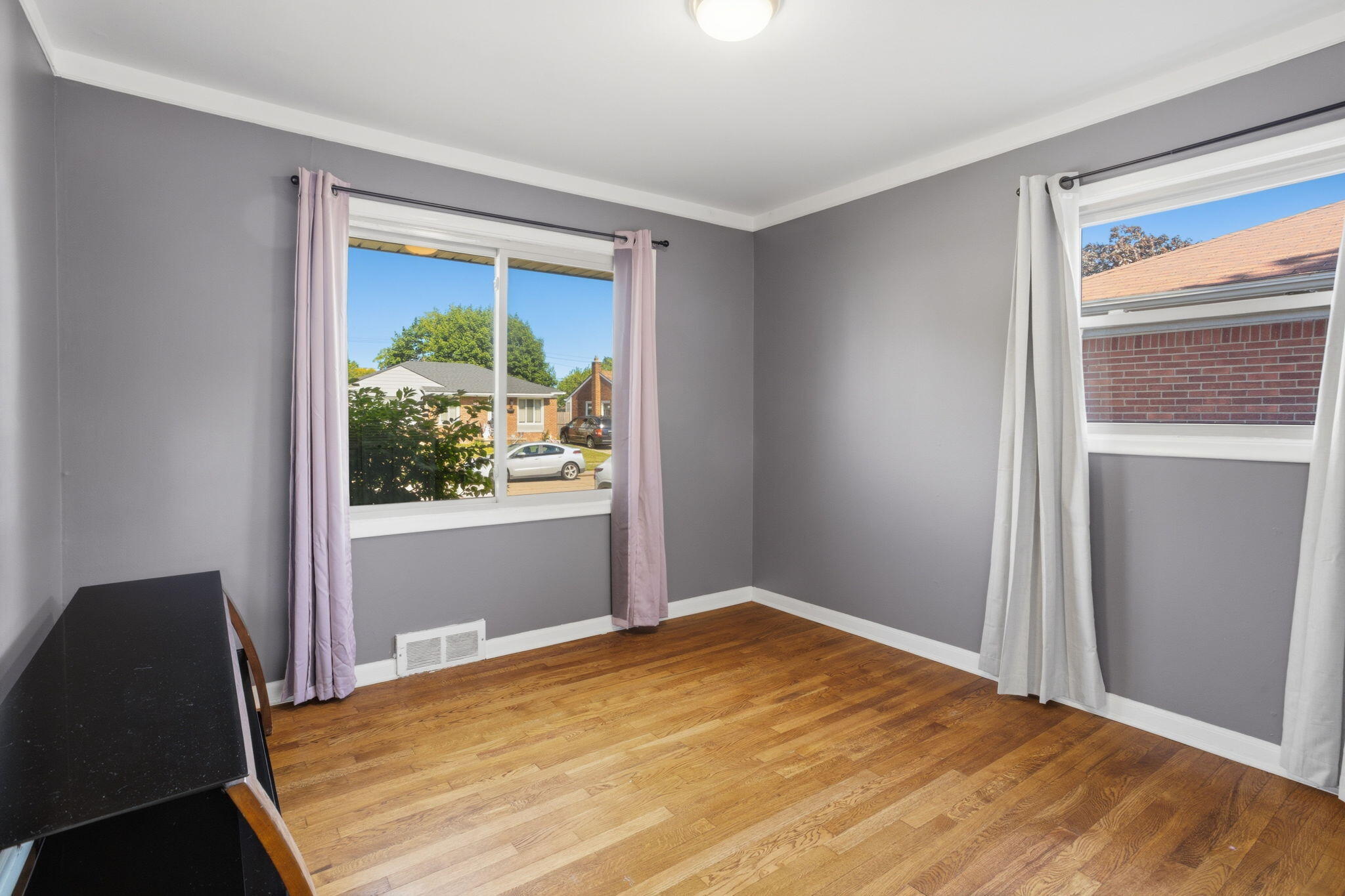 28604 Bohn Street Property Photo 7