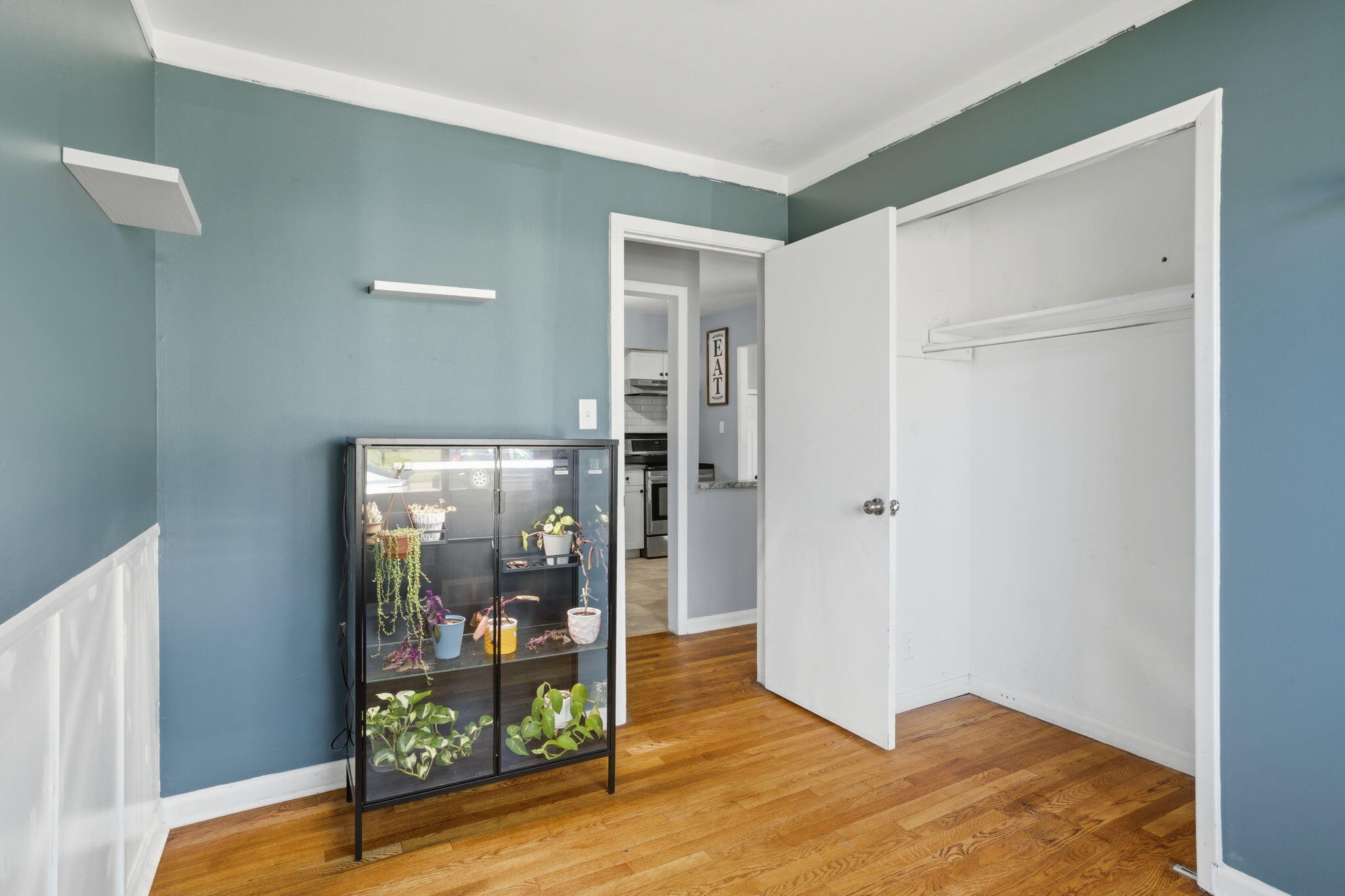 28604 Bohn Street Property Photo 9
