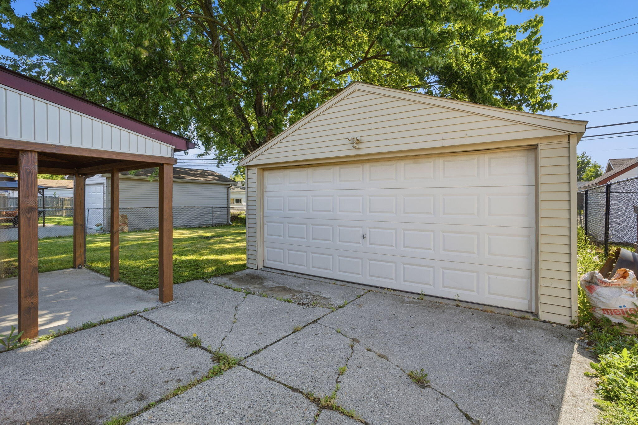 28604 Bohn Street Property Photo 21
