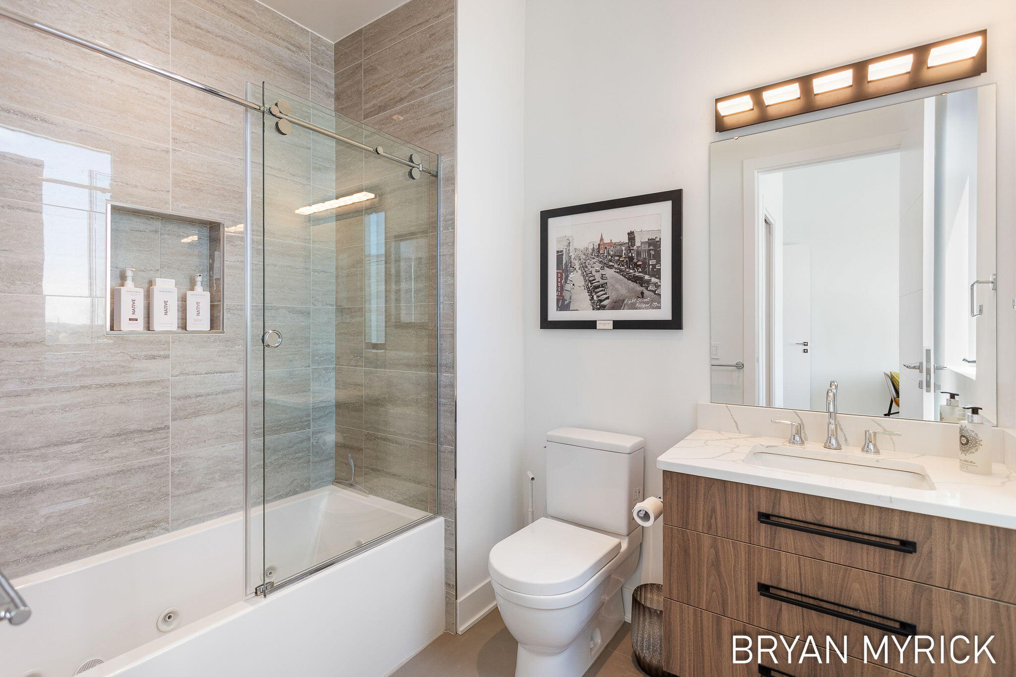 159 S River Avenue 505 Property Photo 39