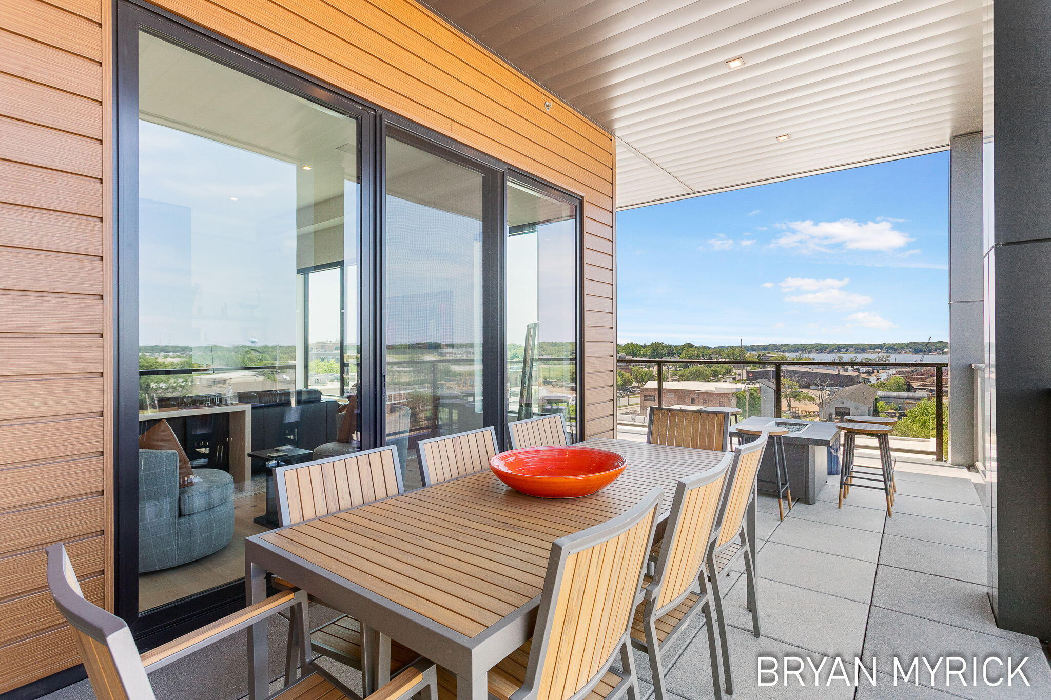 159 S River Avenue 505 Property Photo 55