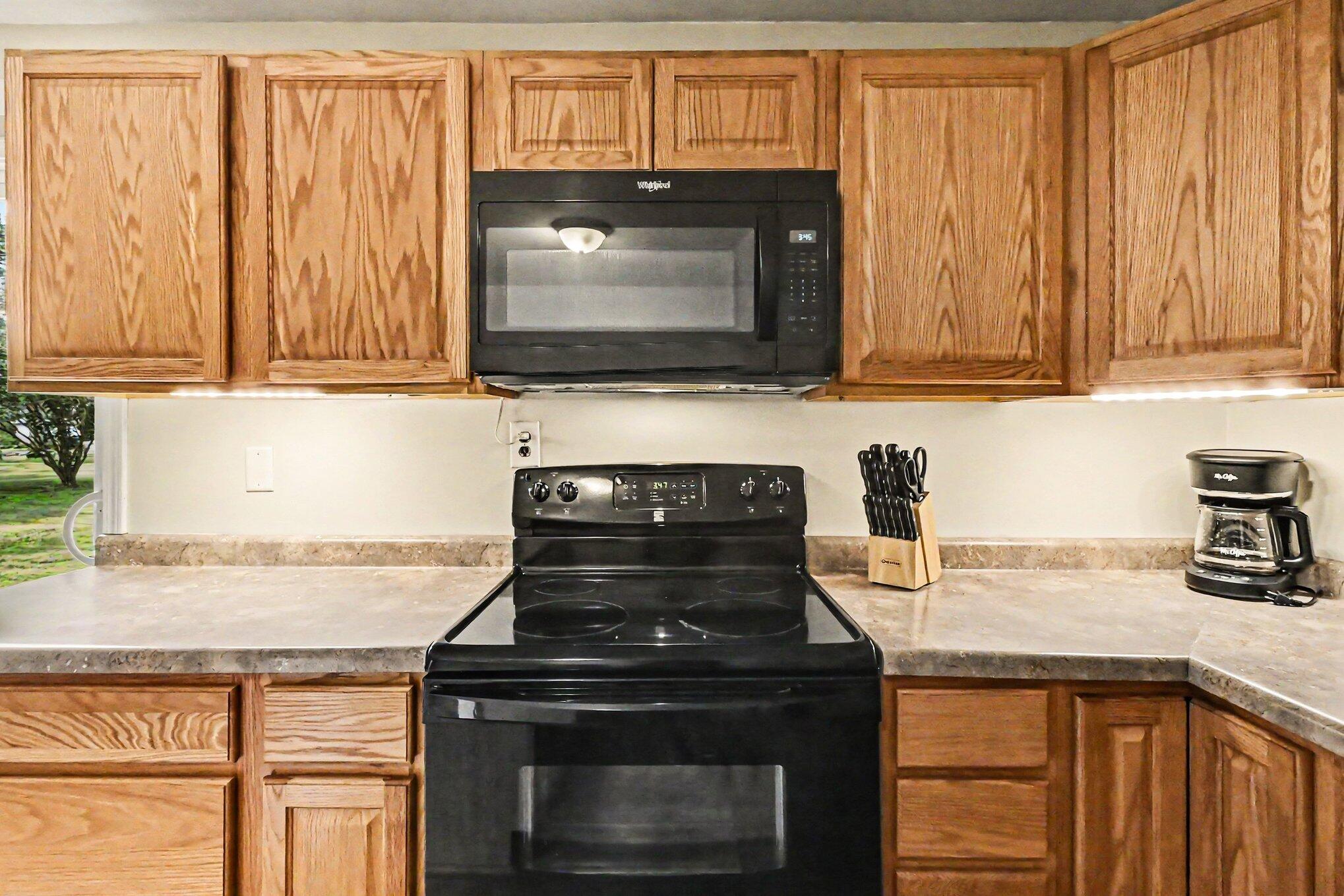 11332 Crestview Drive E Property Photo 12