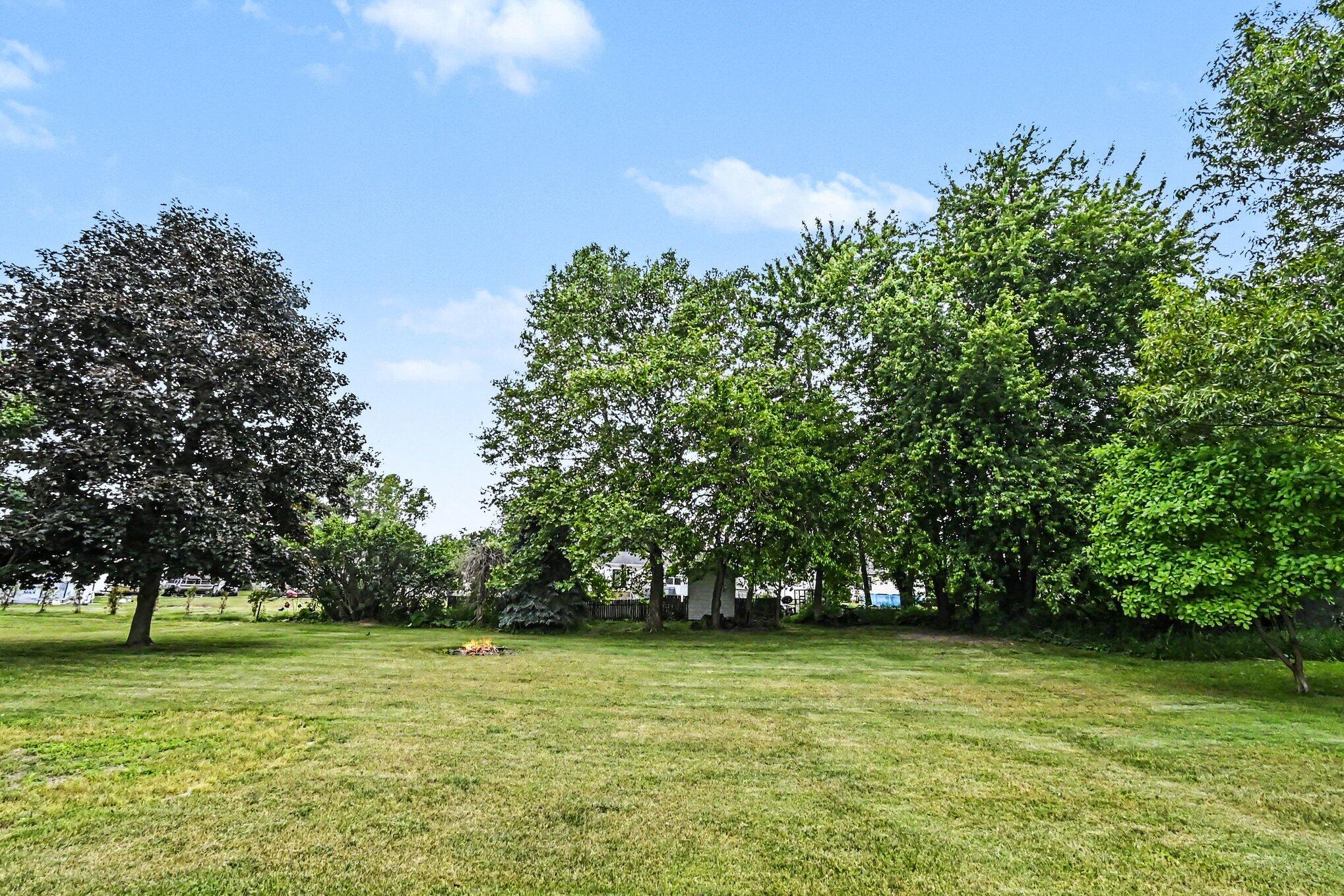 11332 Crestview Drive E Property Photo 21