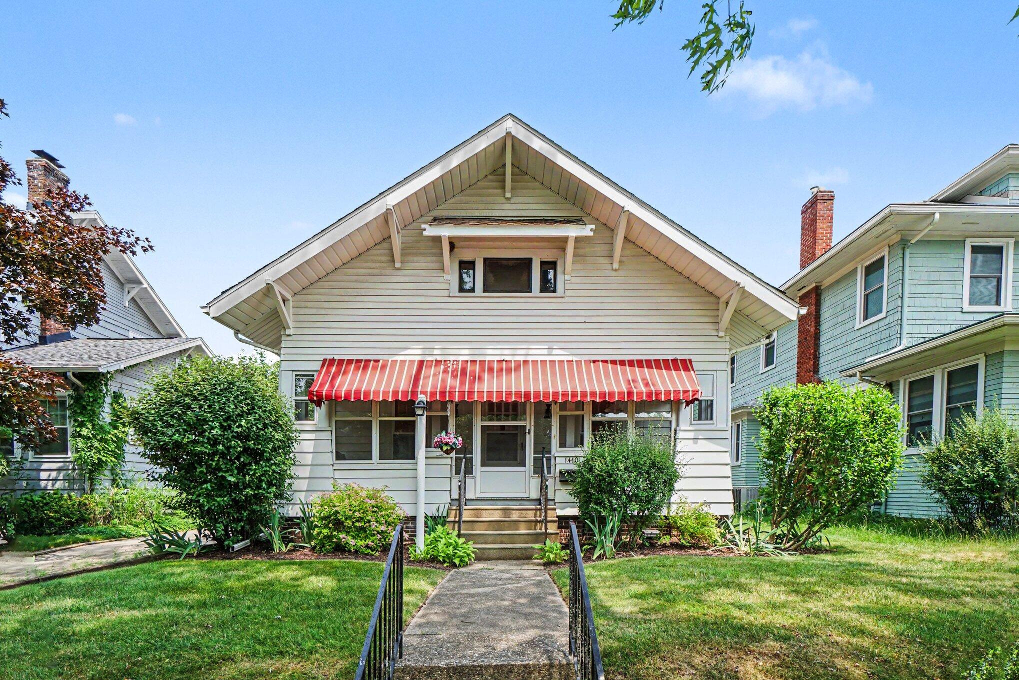 1410 W Maple Street Property Photo 1