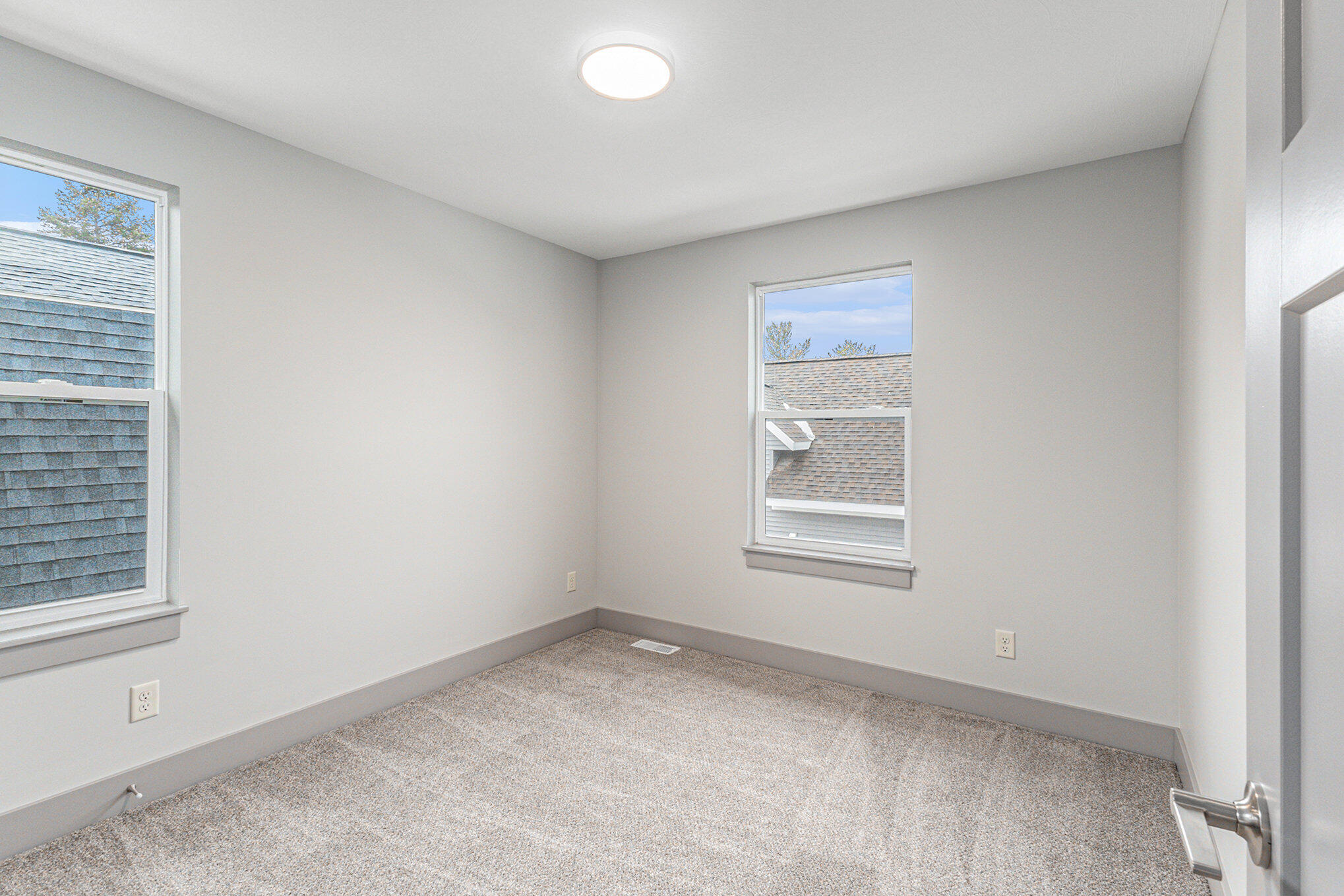 2058 Linden Avenue Se Property Photo 10