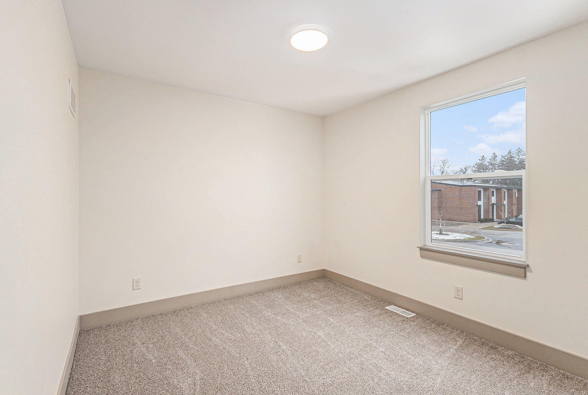 2119 Linden Avenue Se Property Photo 9
