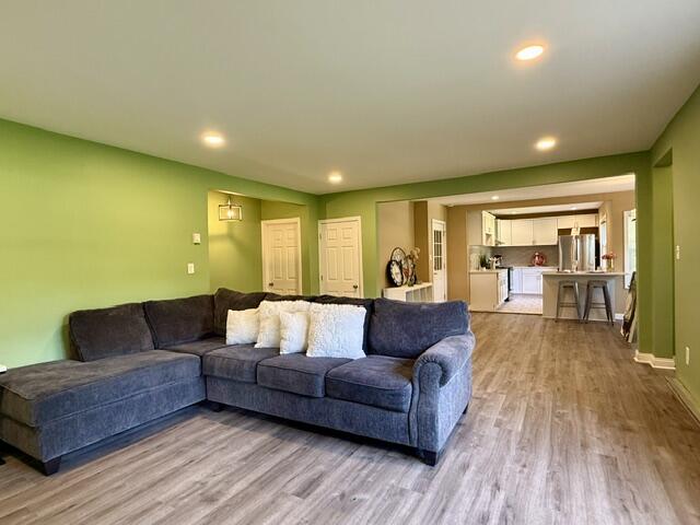 16002 Lakeside Road Property Photo 14