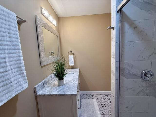 16002 Lakeside Road Property Photo 31