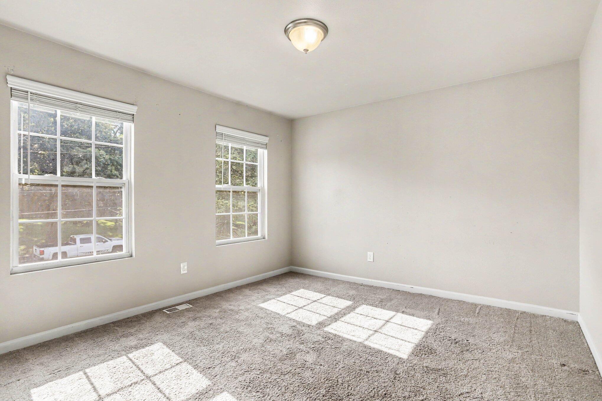 4428 Bronson Boulevard Property Photo 11