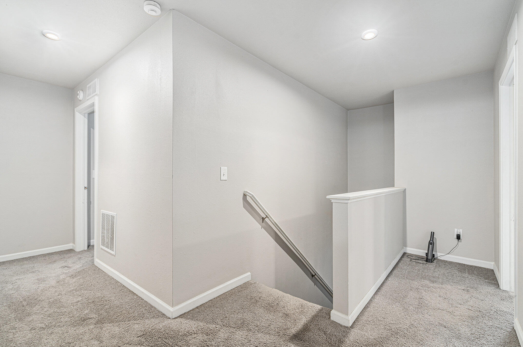 4428 Bronson Boulevard Property Photo 15