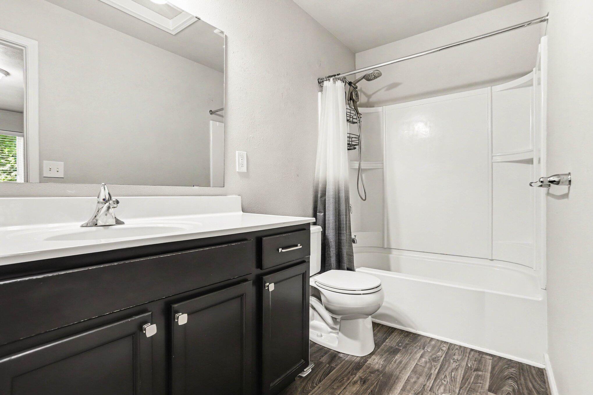 4428 Bronson Boulevard Property Photo 19