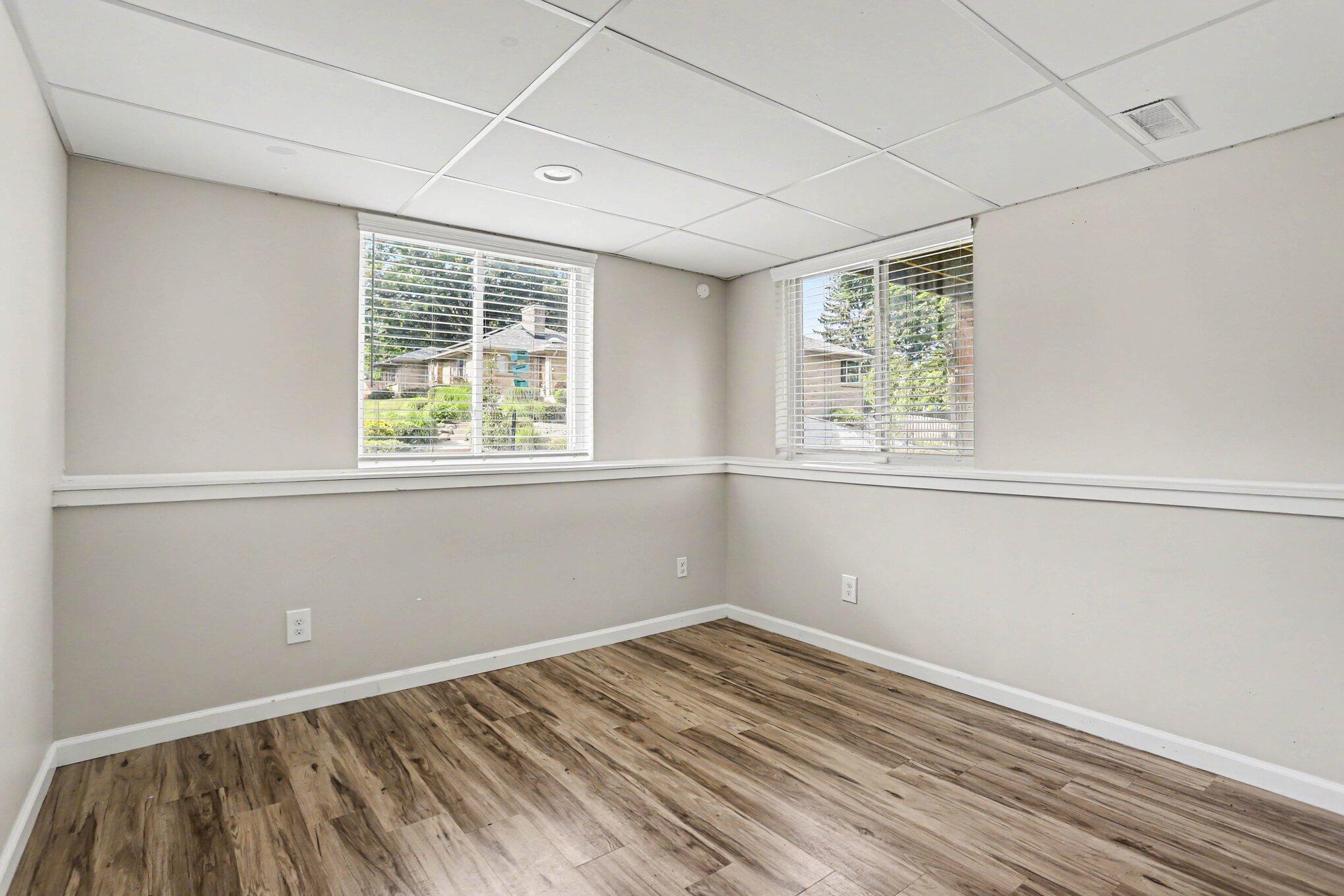 4428 Bronson Boulevard Property Photo 21
