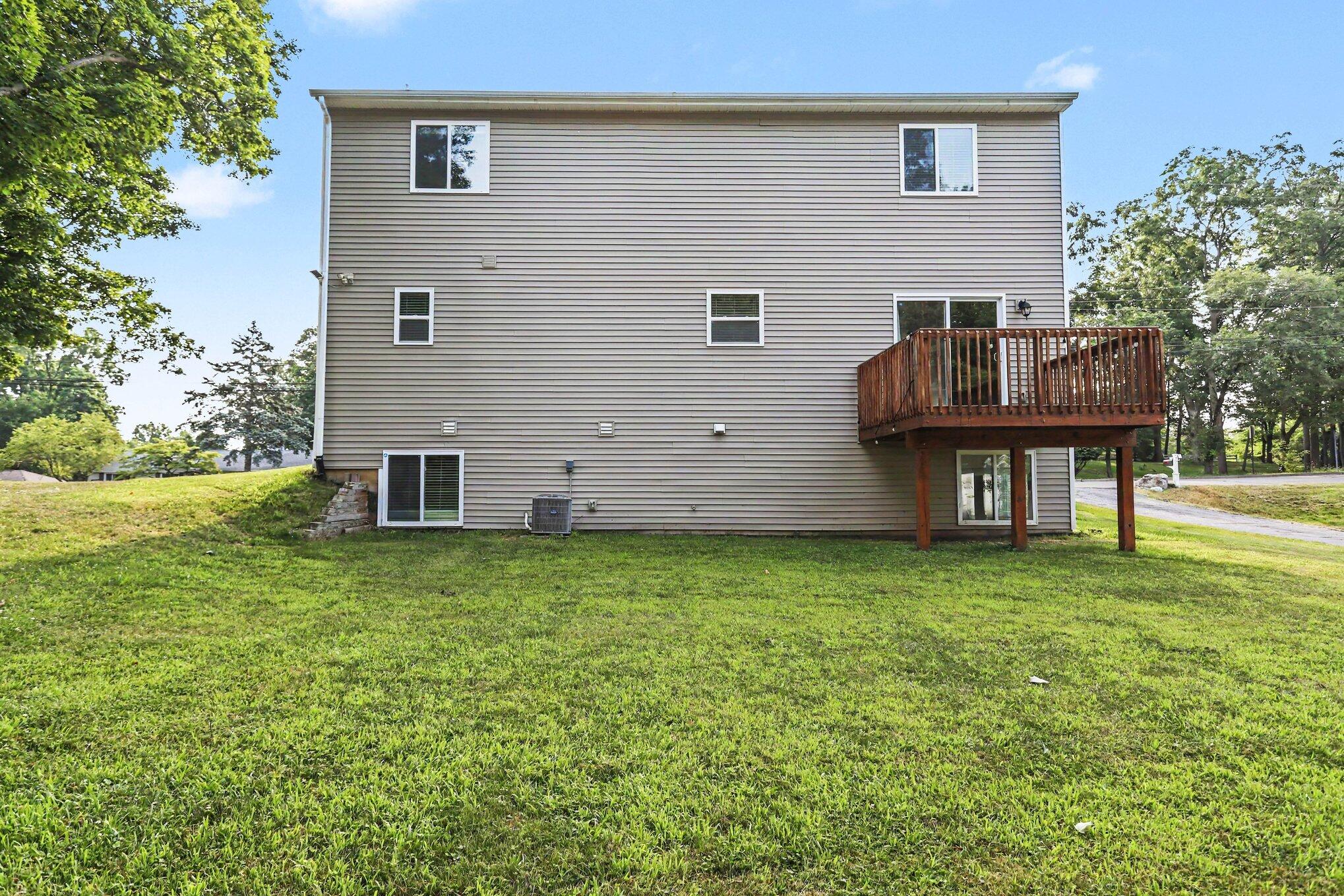4428 Bronson Boulevard Property Photo 26