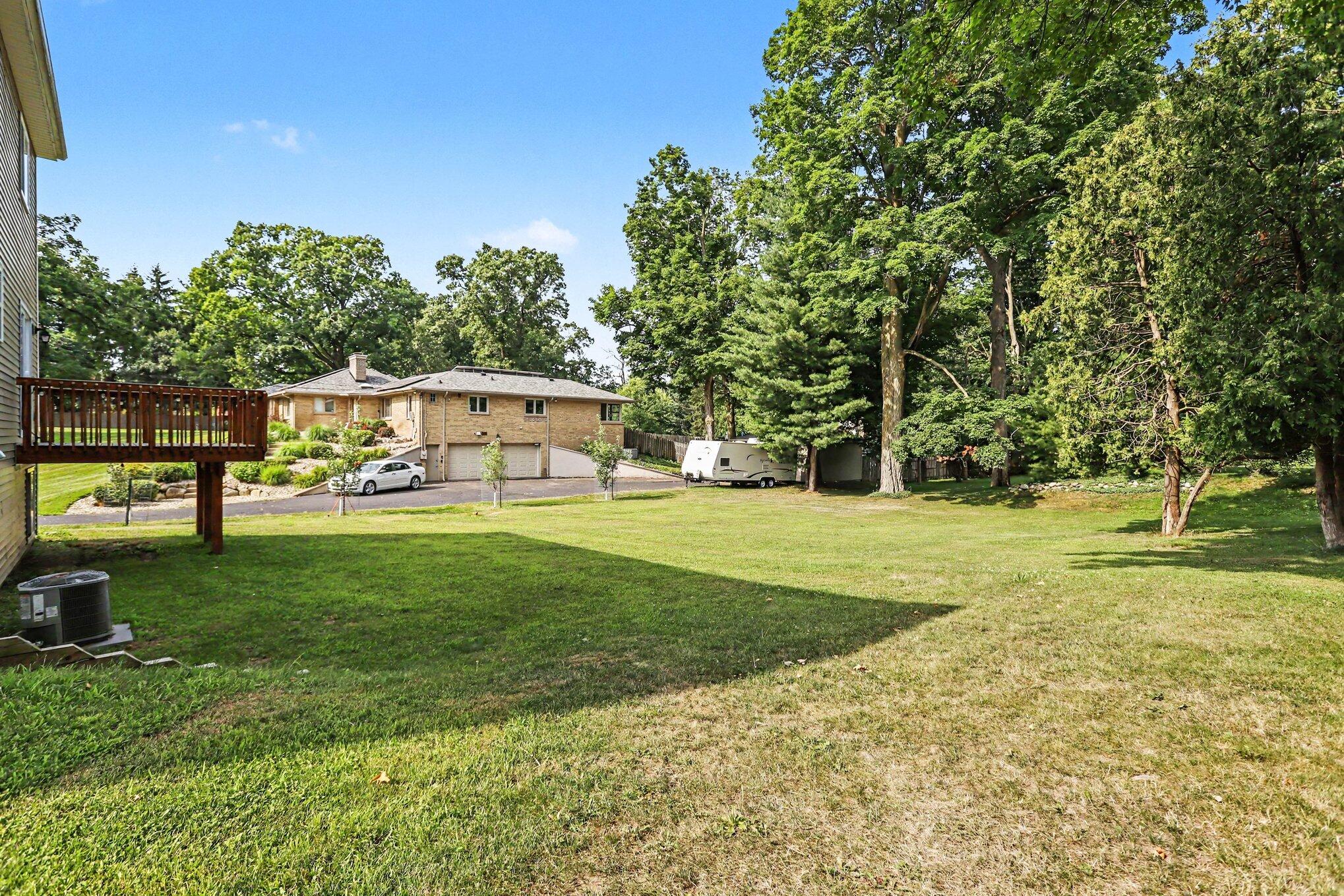 4428 Bronson Boulevard Property Photo 28