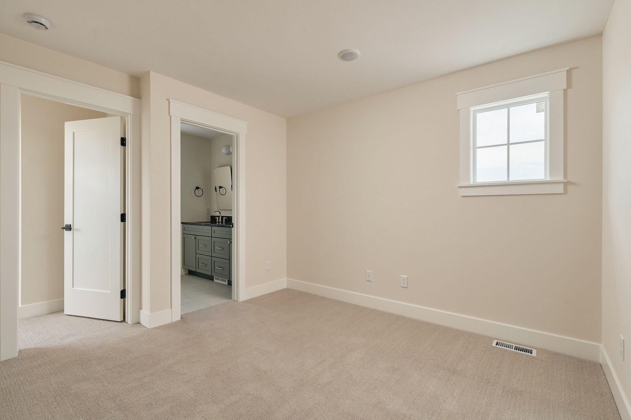 1912 Creekside Drive Sw Property Photo 40