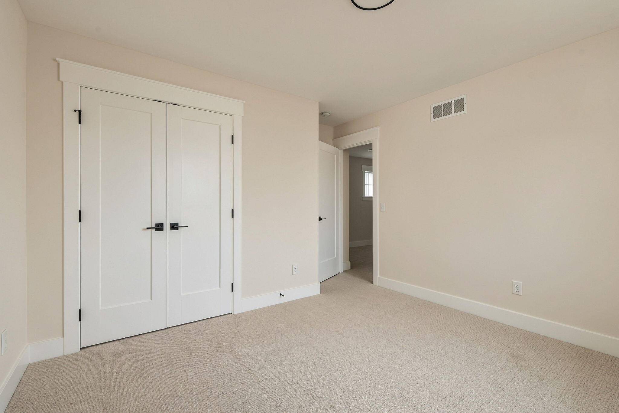 1912 Creekside Drive Sw Property Photo 47