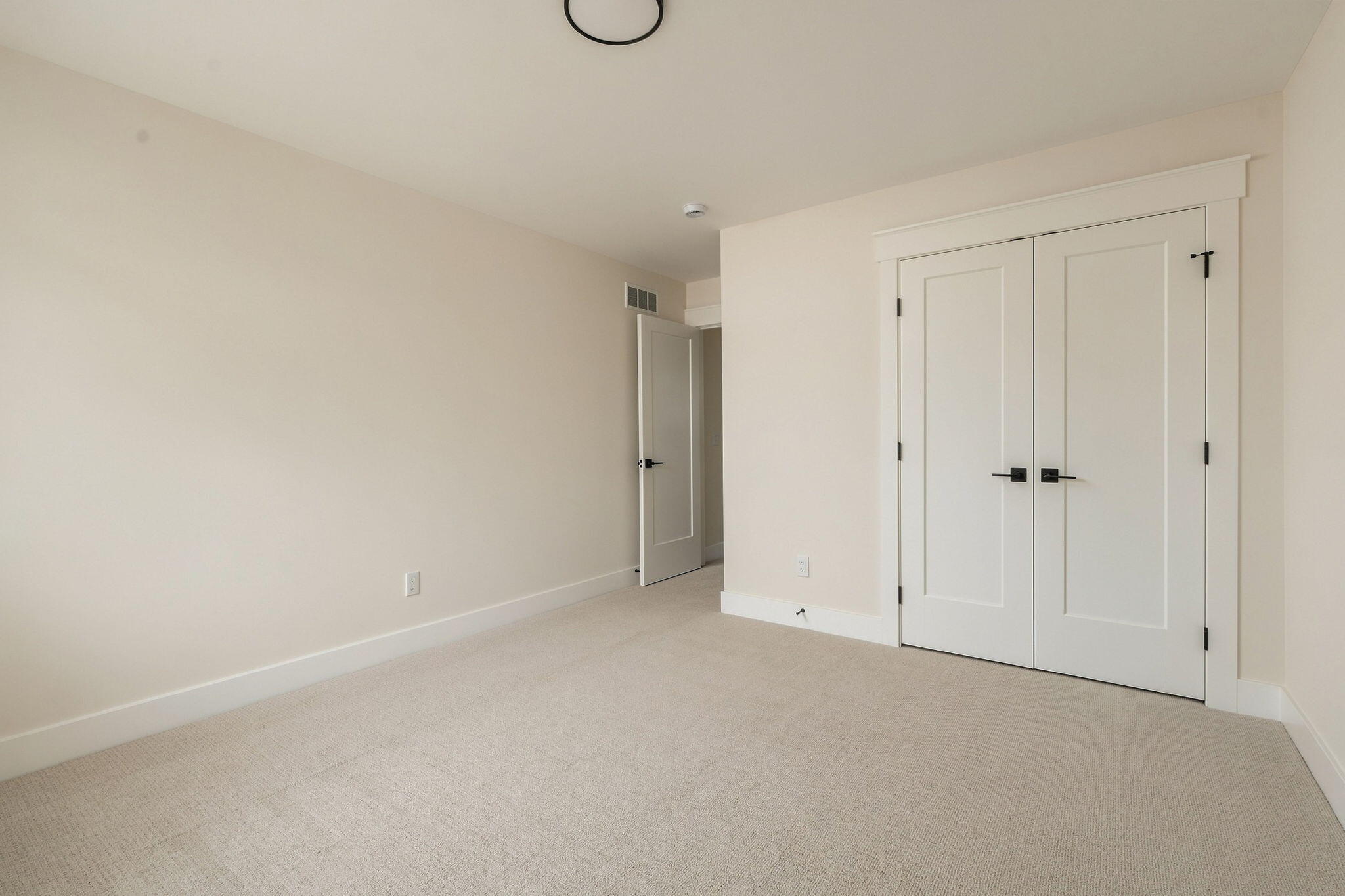 1912 Creekside Drive Sw Property Photo 49