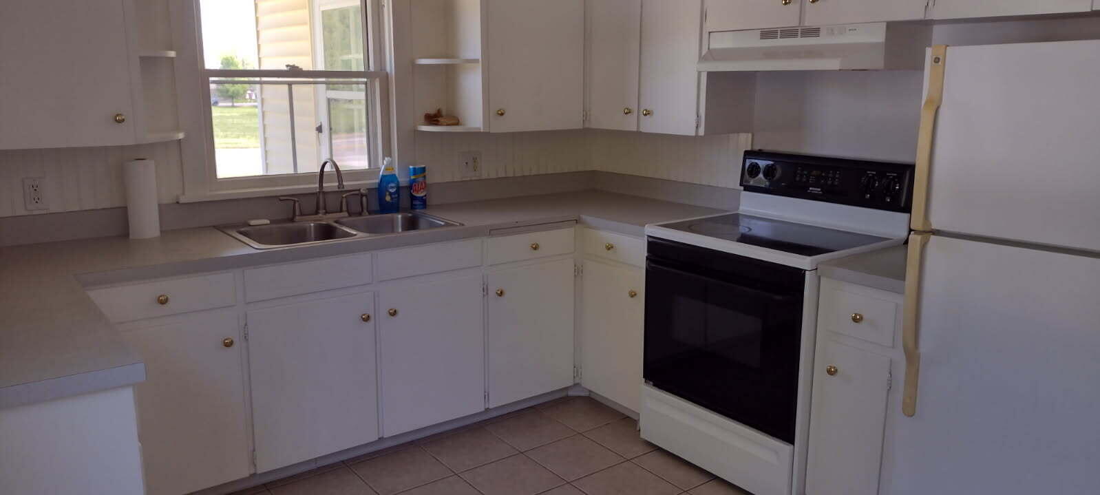 354 Country Club Road Property Photo 10