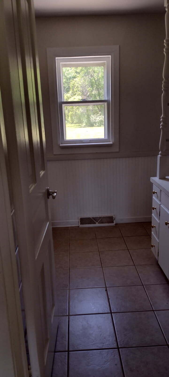 354 Country Club Road Property Photo 12