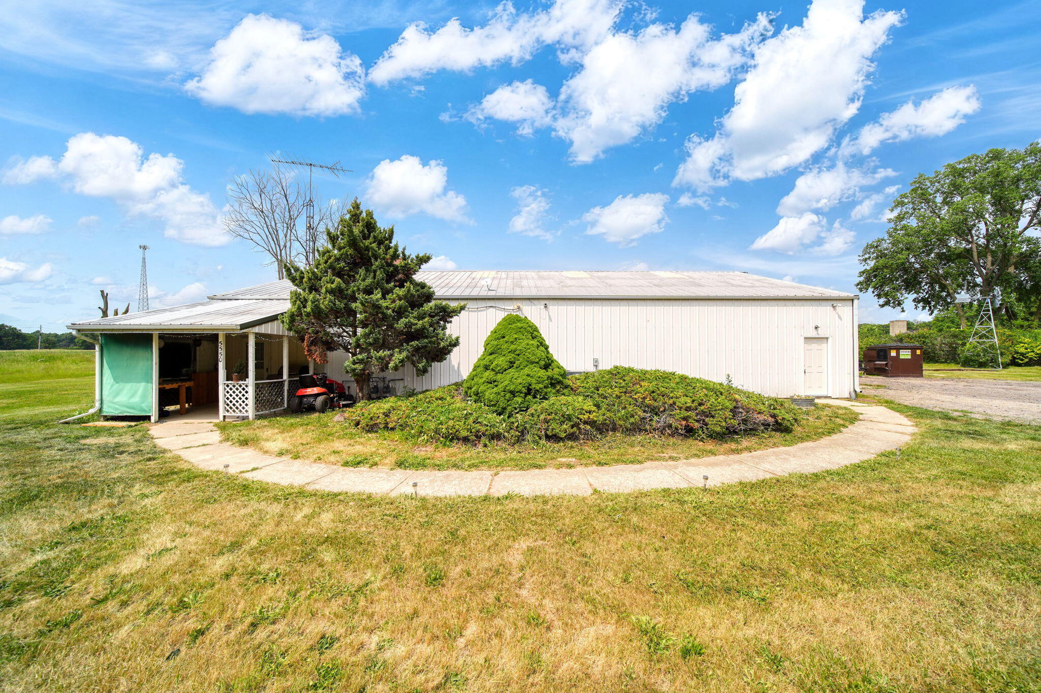 5550 E Carleton Road Property Photo 6