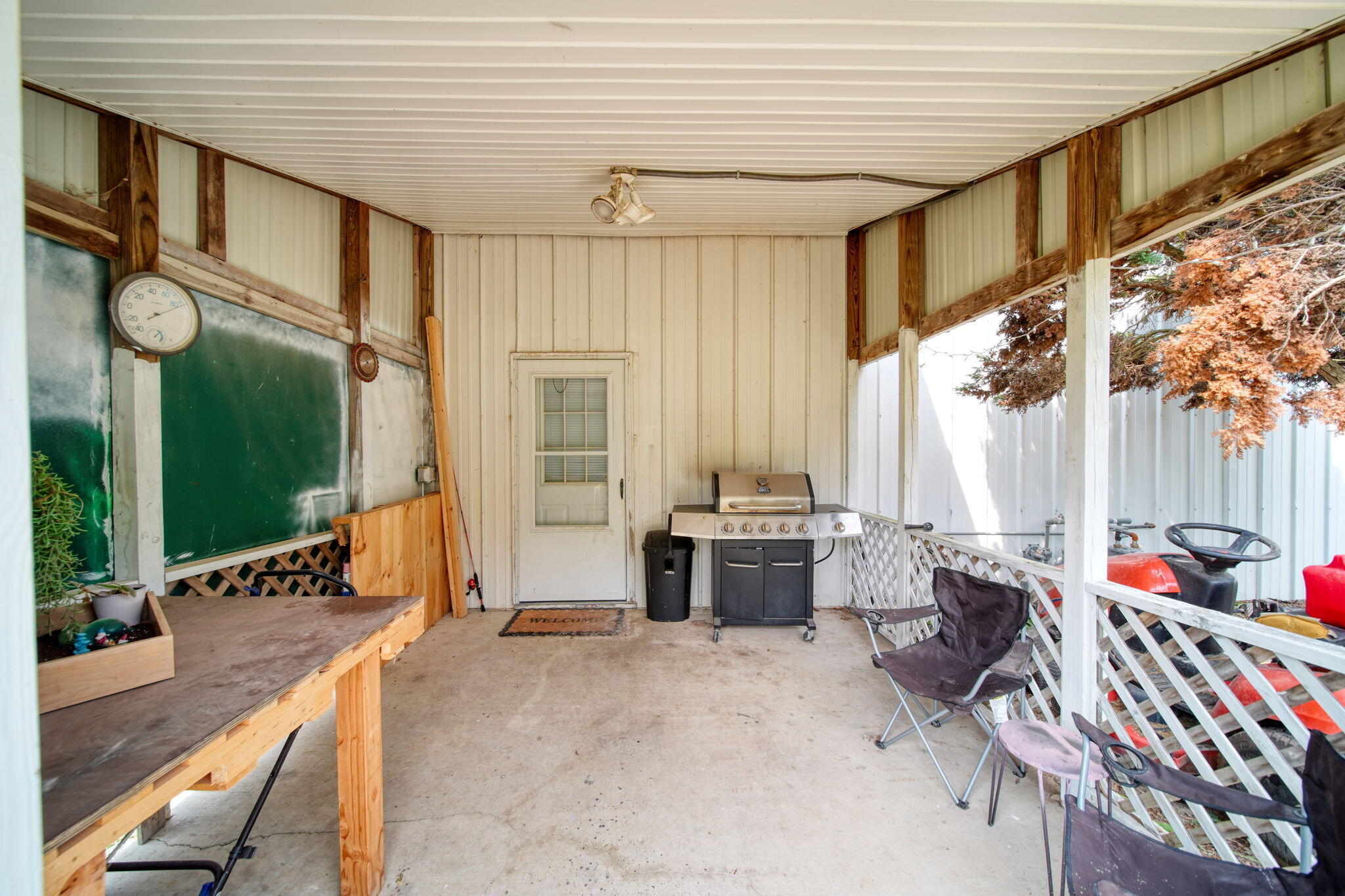 5550 E Carleton Road Property Photo 7
