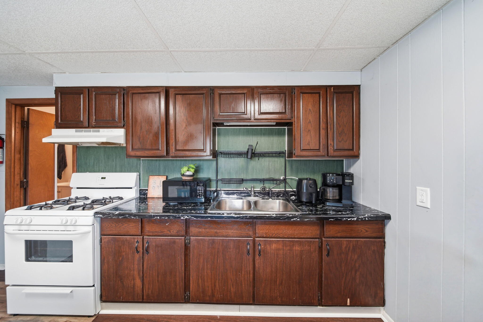 5550 E Carleton Road Property Photo 10