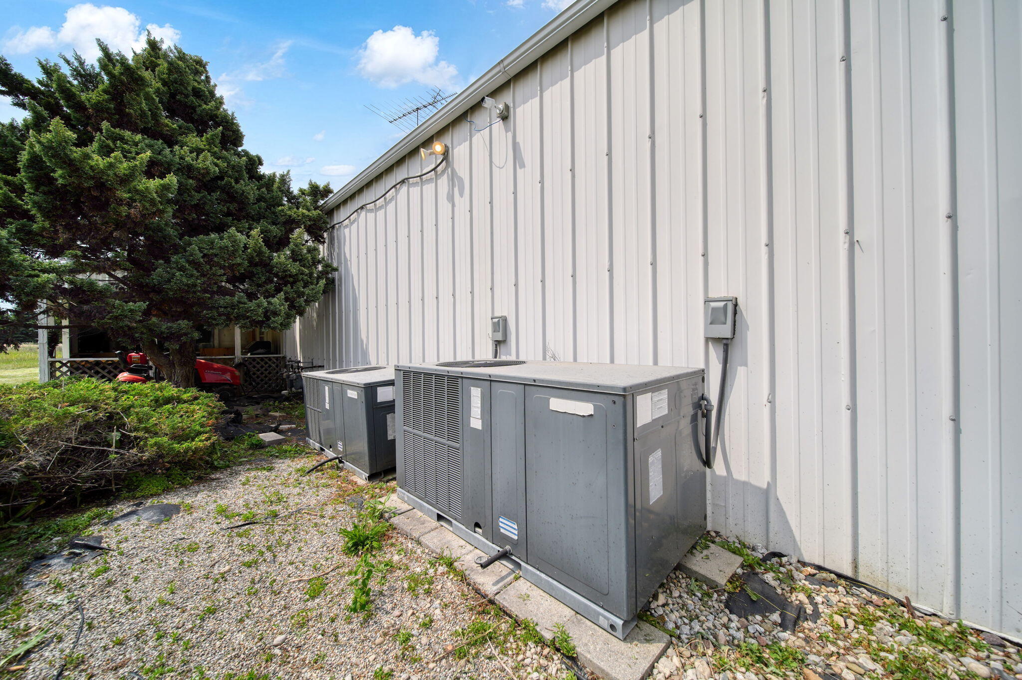 5550 E Carleton Road Property Photo 43