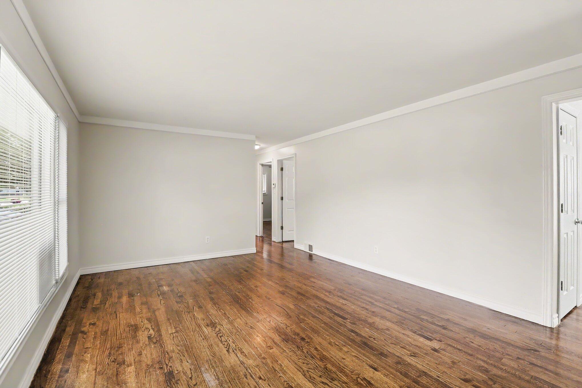 28691 Hales Street Property Photo 11