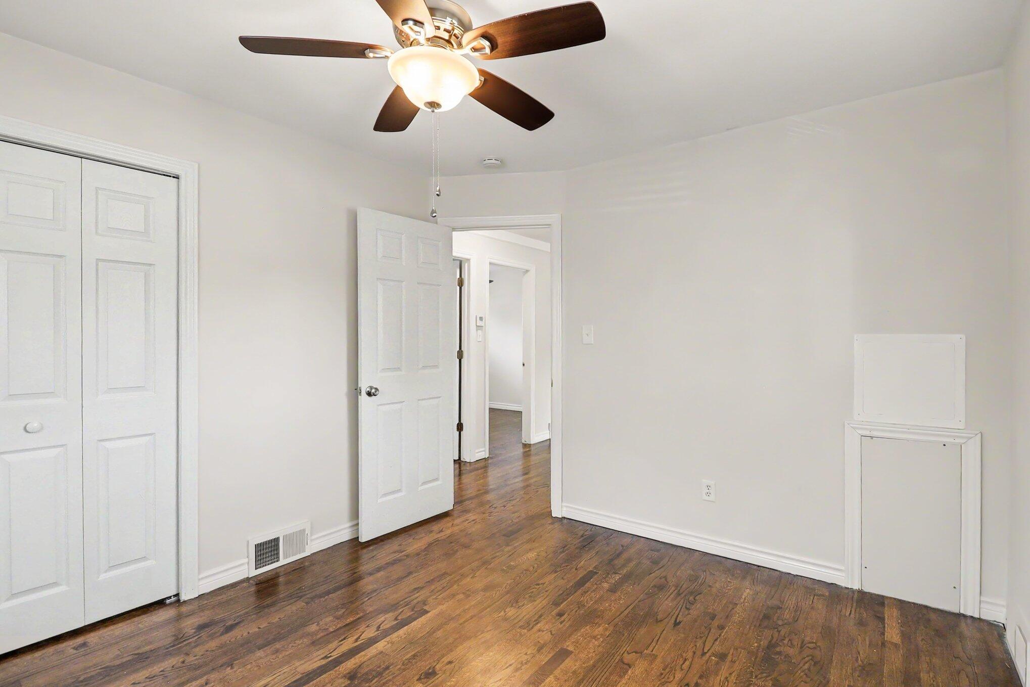 28691 Hales Street Property Photo 16
