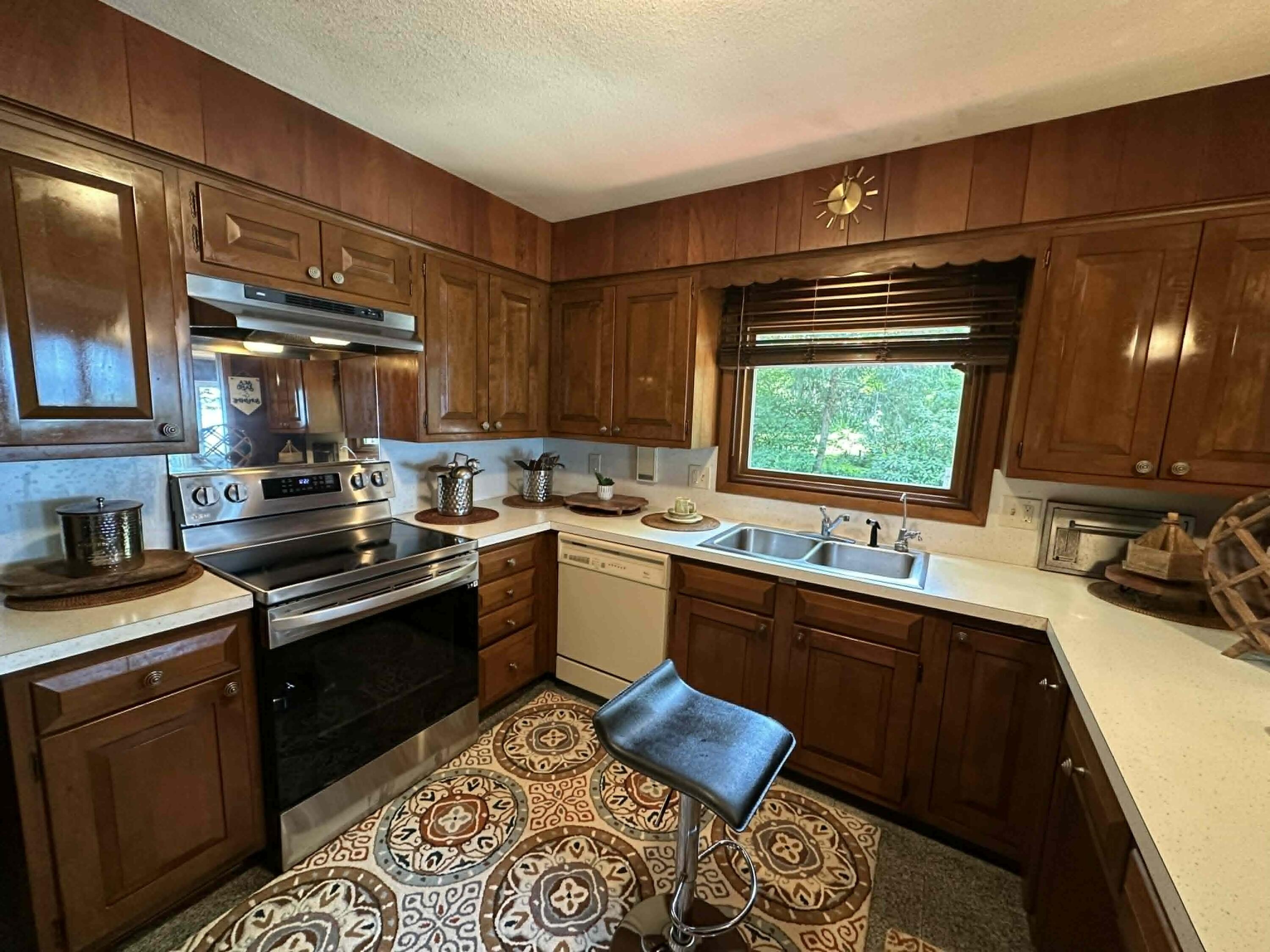 1716 W Benson Road Property Photo 39