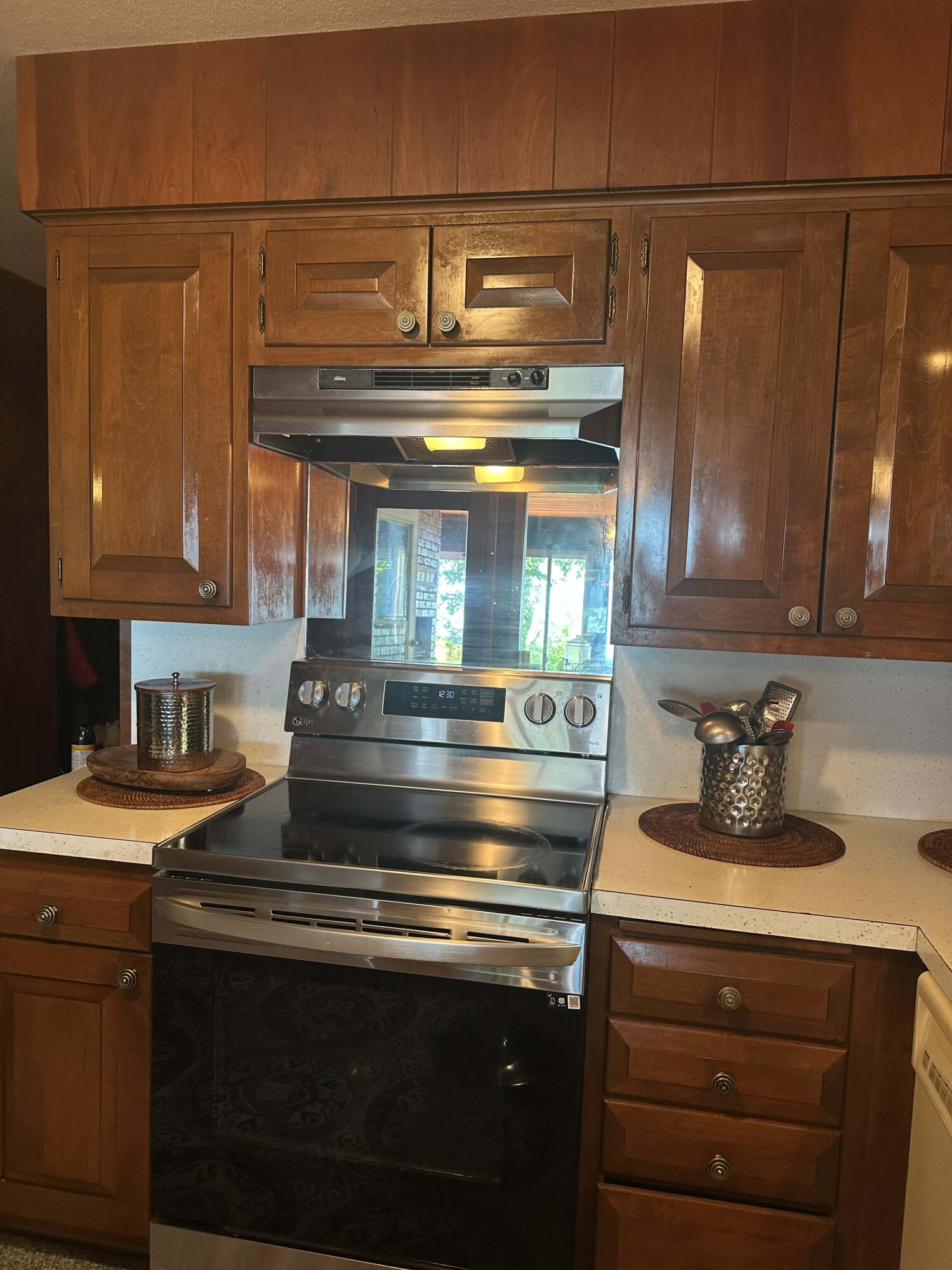 1716 W Benson Road Property Photo 43