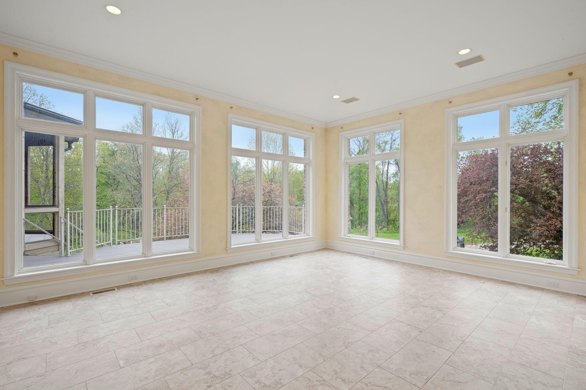 1065 Johnson Street Property Photo 47