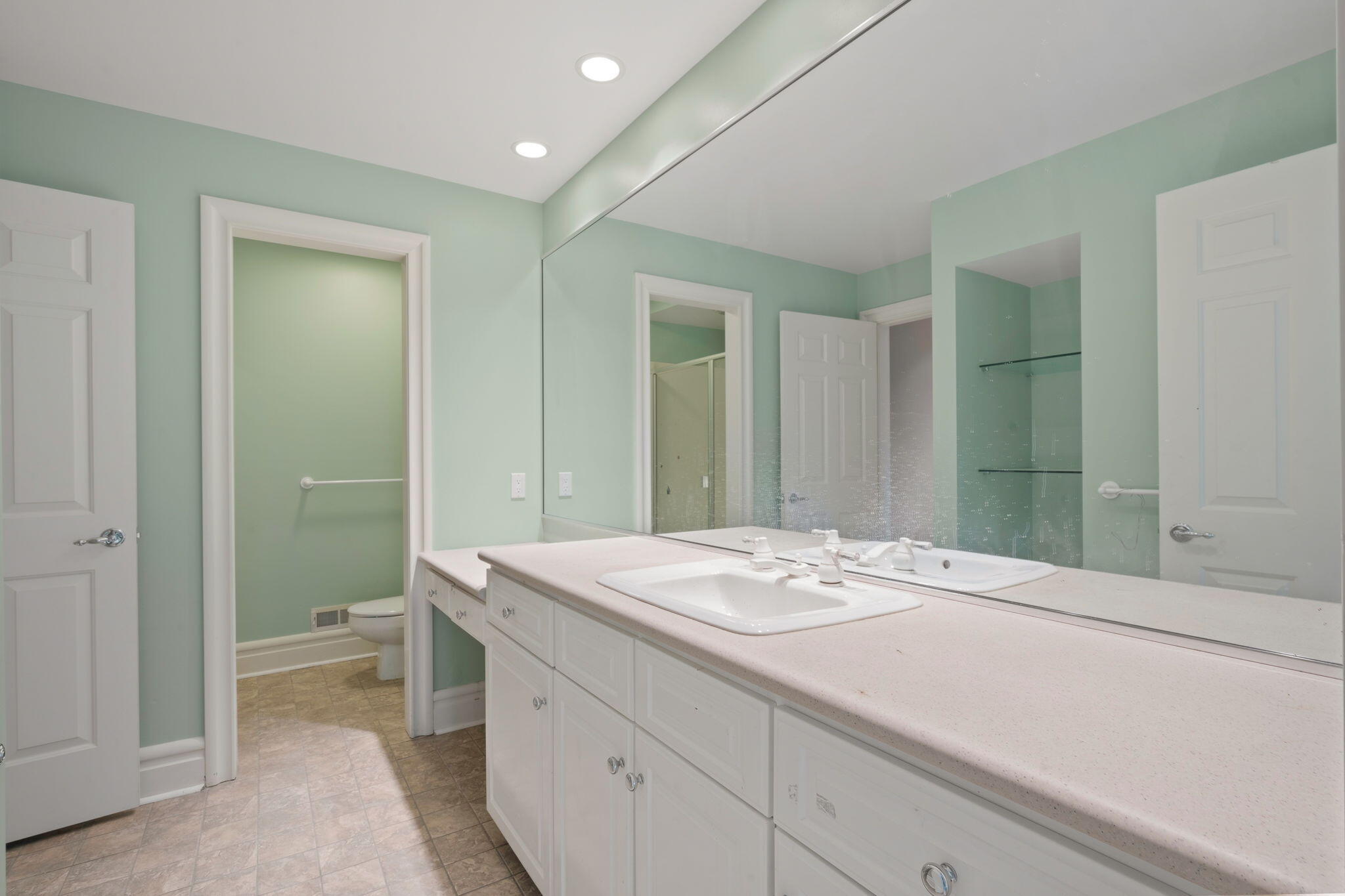 1065 Johnson Street Property Photo 55